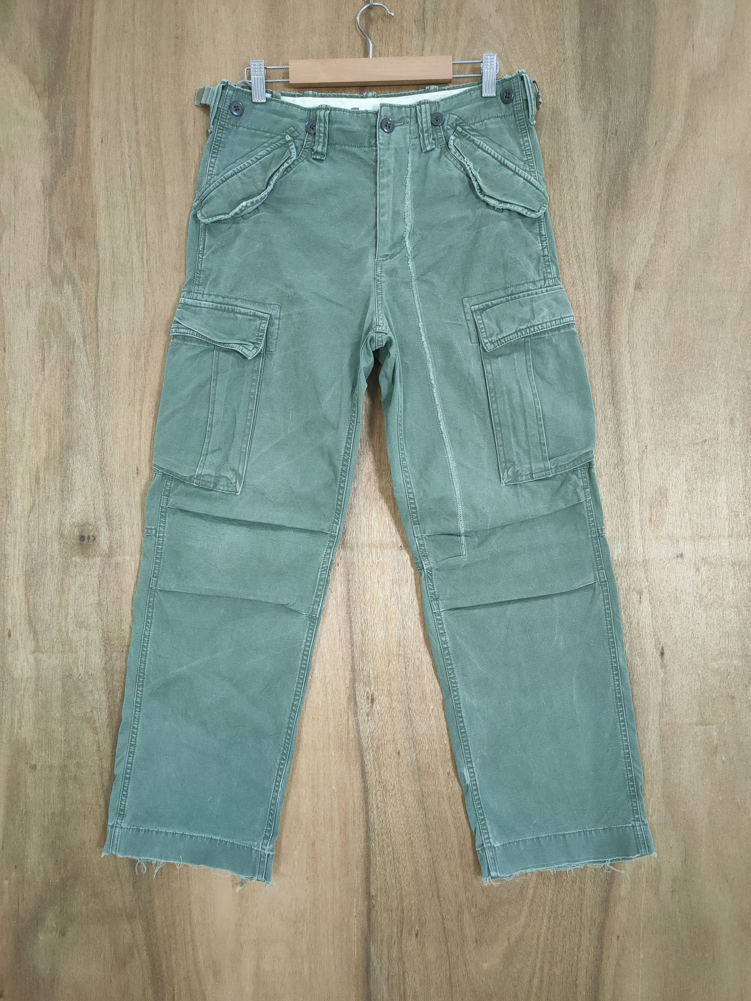 Japanese Brand VINTAGE JAPANESE BRAND GP FADED BONDAGE CARGO PANTS Size US 29 - 2 Thumbnail