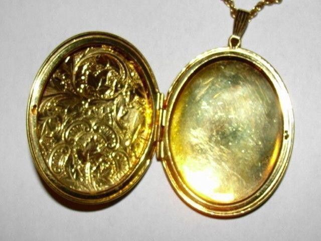 Designer Danecraft Cameo Locket Necklace Size ONE SIZE - 4 Thumbnail