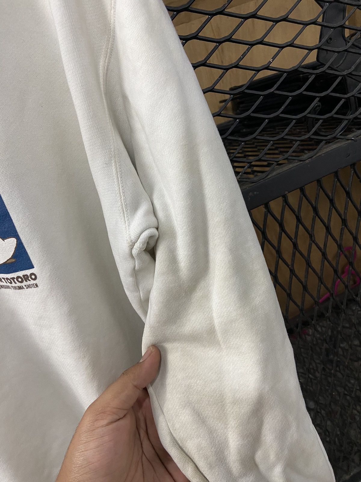 Anime × Japanese Brand × Vintage RARE! Emilio My Neighbour Totoro Sweatshirt Size US L / EU 52-54 / 3 - 9 Thumbnail