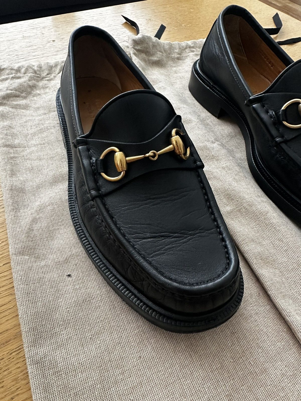 Gucci Gucci Loafers - Black Leather Gold Horsebit Buckle Size US 5 / EU 37 - 1 Thumbnail