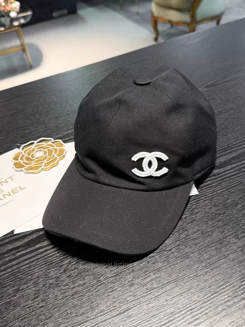 Chanel Chanel 23P black and white beaded double C baseball cap ca Size ONE SIZE - 2 Thumbnail