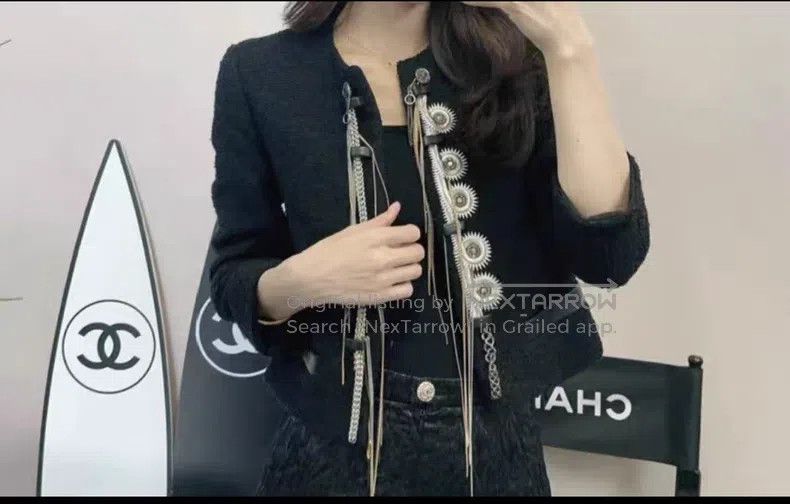 Louis Vuitton Louis Vuitton Show heavy chain fringe jacket Size XXS / US 00 / IT 34 - 9 Thumbnail