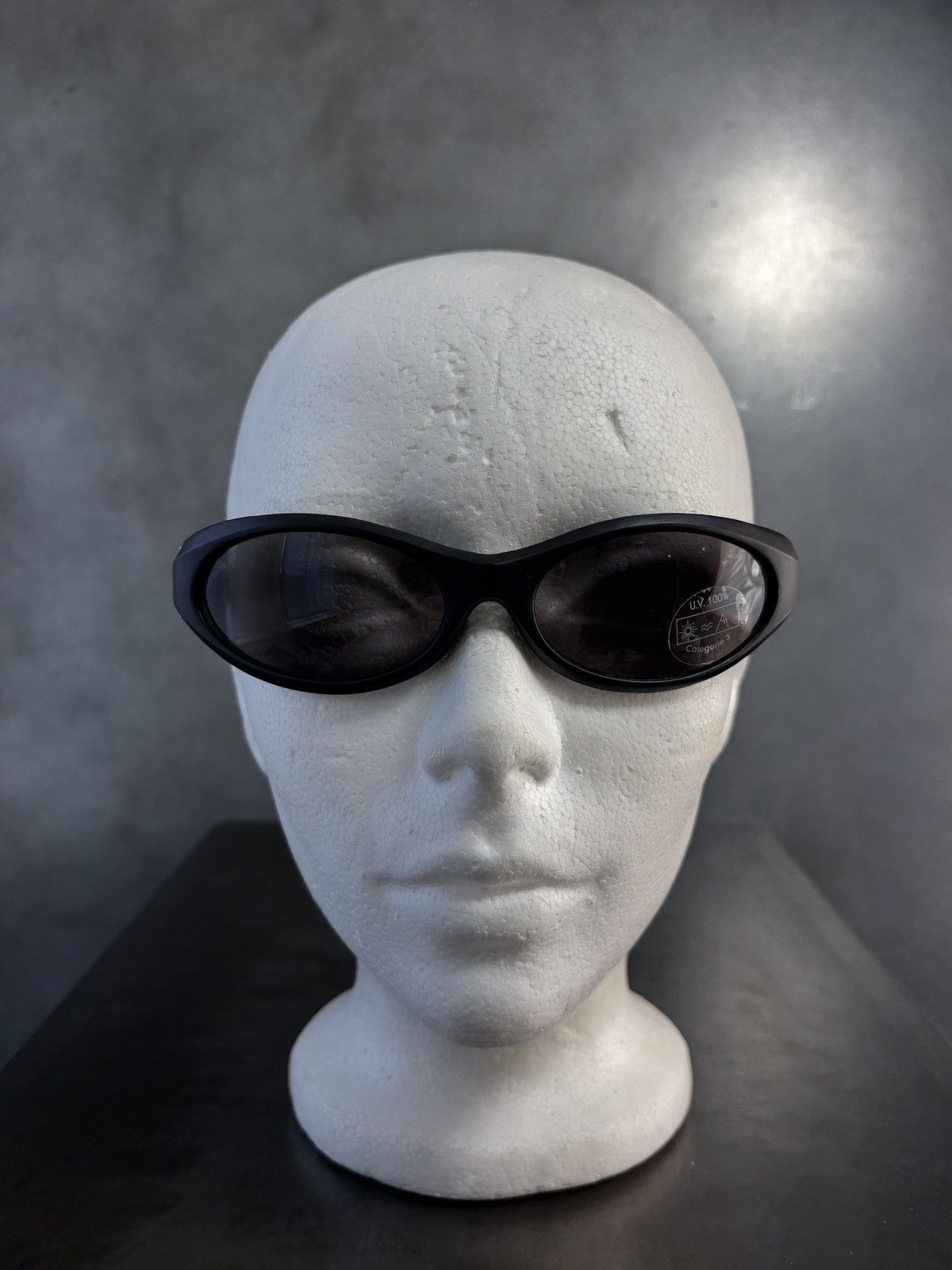 Japanese Brand × Vintage 2000s Rebell Sporty Sunglasses Diesel Look Vintage Y2K Cutie Size ONE SIZE - 9 Thumbnail