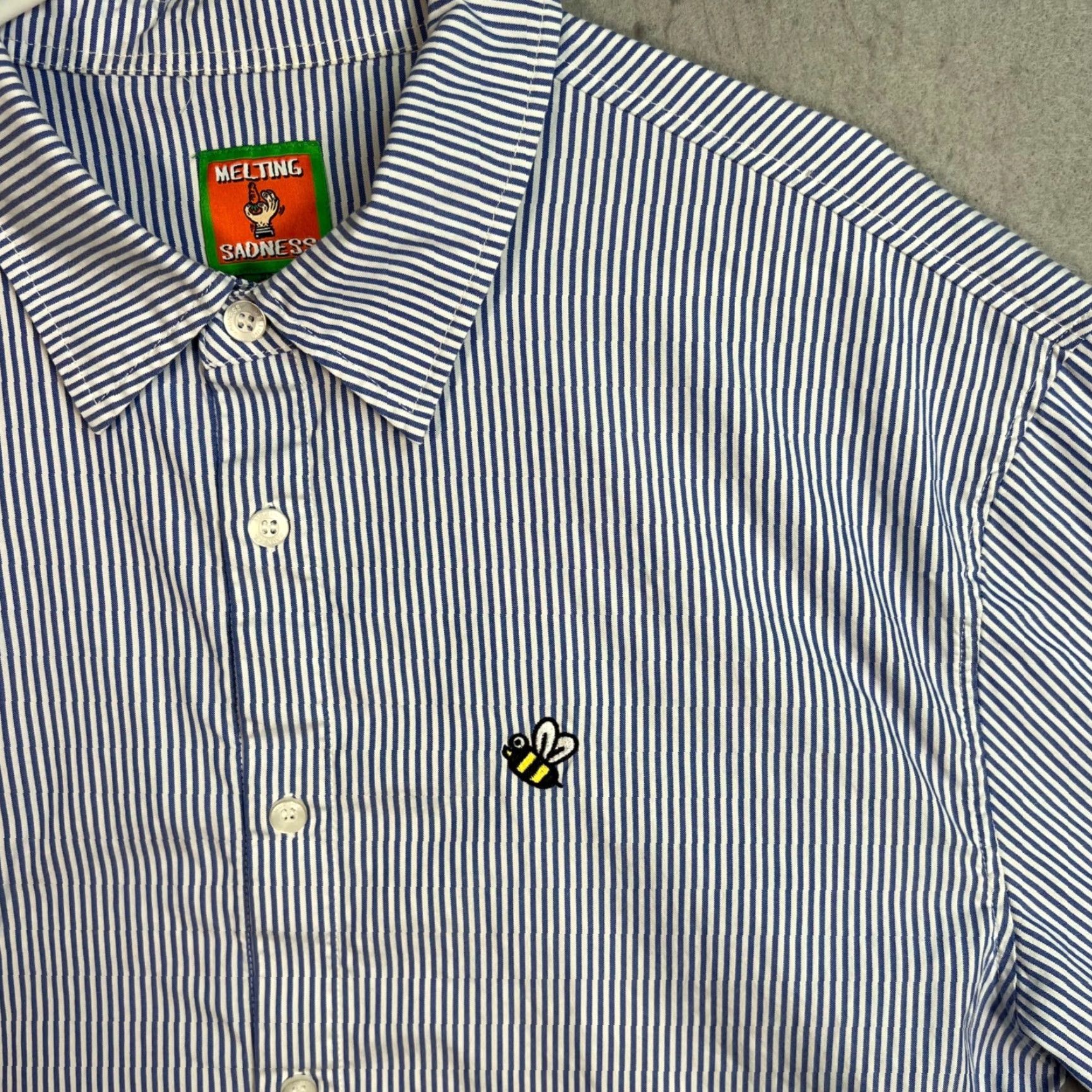 Vintage VINTAGE Melting Sadness Men's Short Sleeve Button-Up Shirt Size Medium Blue Striped Cotton 90s Size US L / EU 52-54 / 3 - 5 Thumbnail