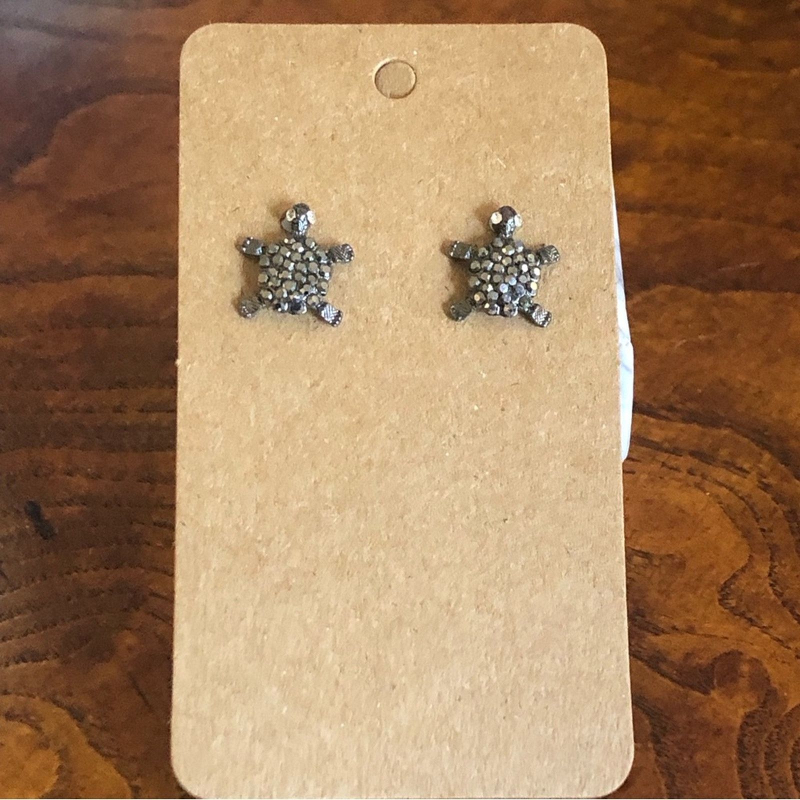 Jewelry Sparkly rhinestone turtle post earrings Size ONE SIZE - 1 Thumbnail