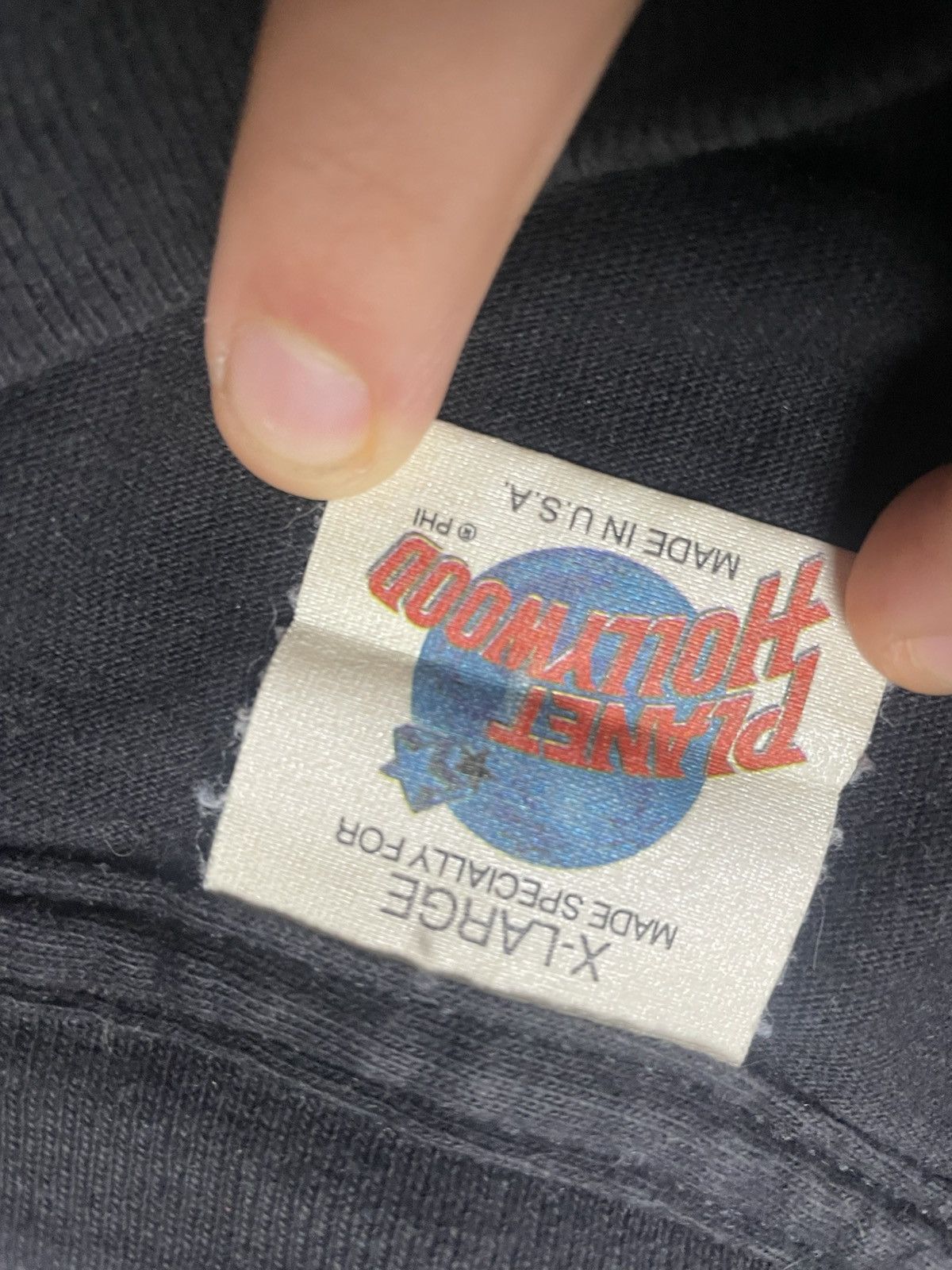 Planet Hollywood Planet Hollywood 90s Vintage Y2K T-Shirt for Sale! Size US XL / EU 56 / 4 - 4 Thumbnail