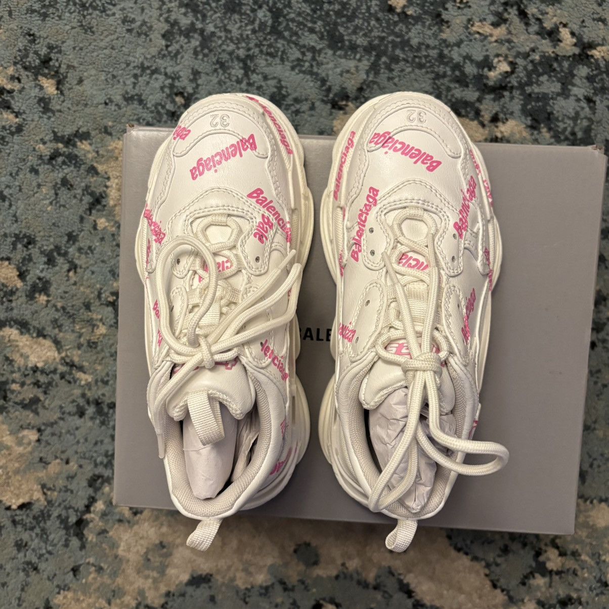 Balenciaga Balenciaga Kids Triple S Logo Sneaker Size 1Y Brand New Size ONE SIZE - 3 Thumbnail