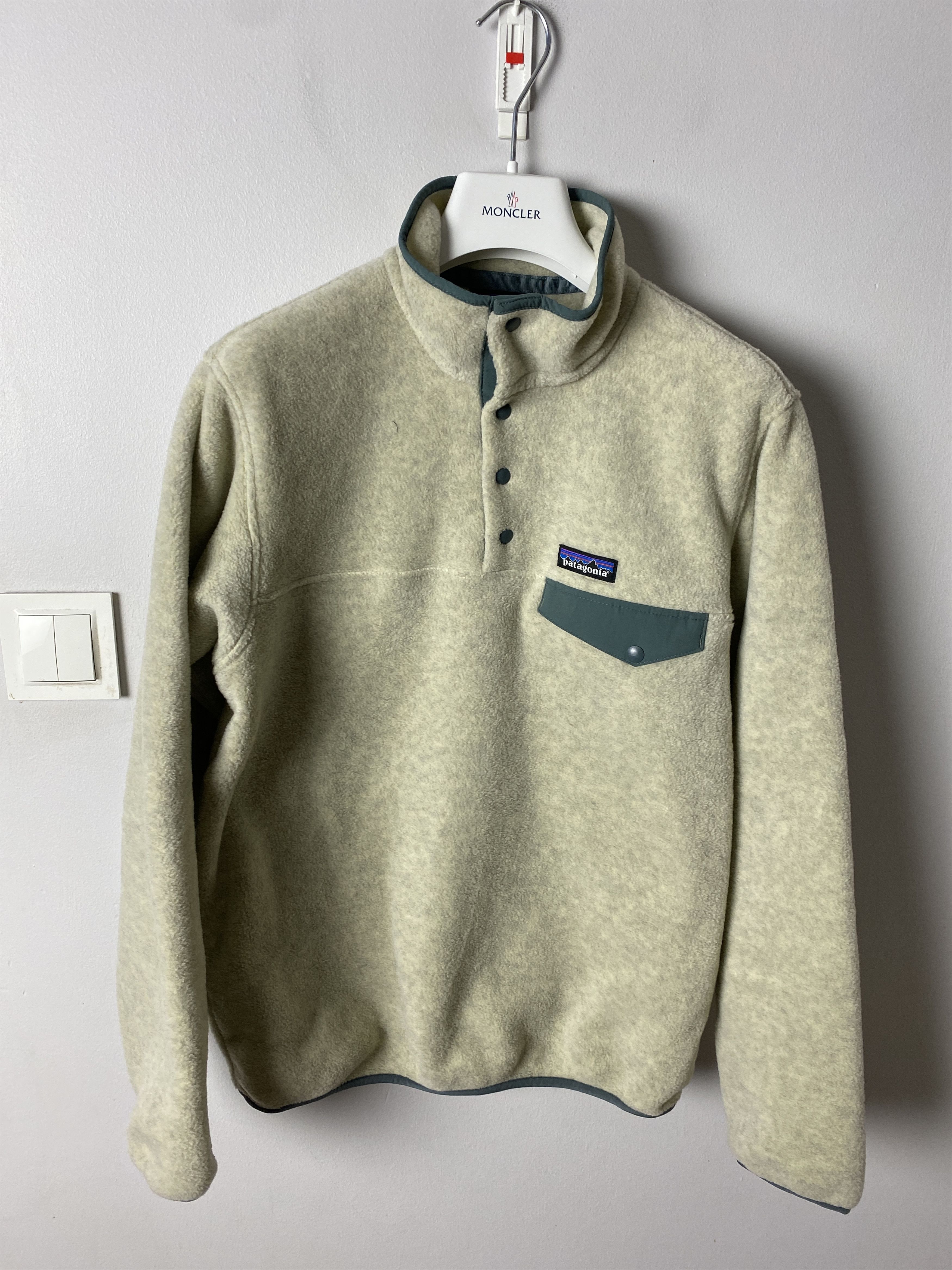 Image of Patagonia Synchilla Quarter Zip Pullover Fleece Sweatshirt in Cream, Men's (Size Small)