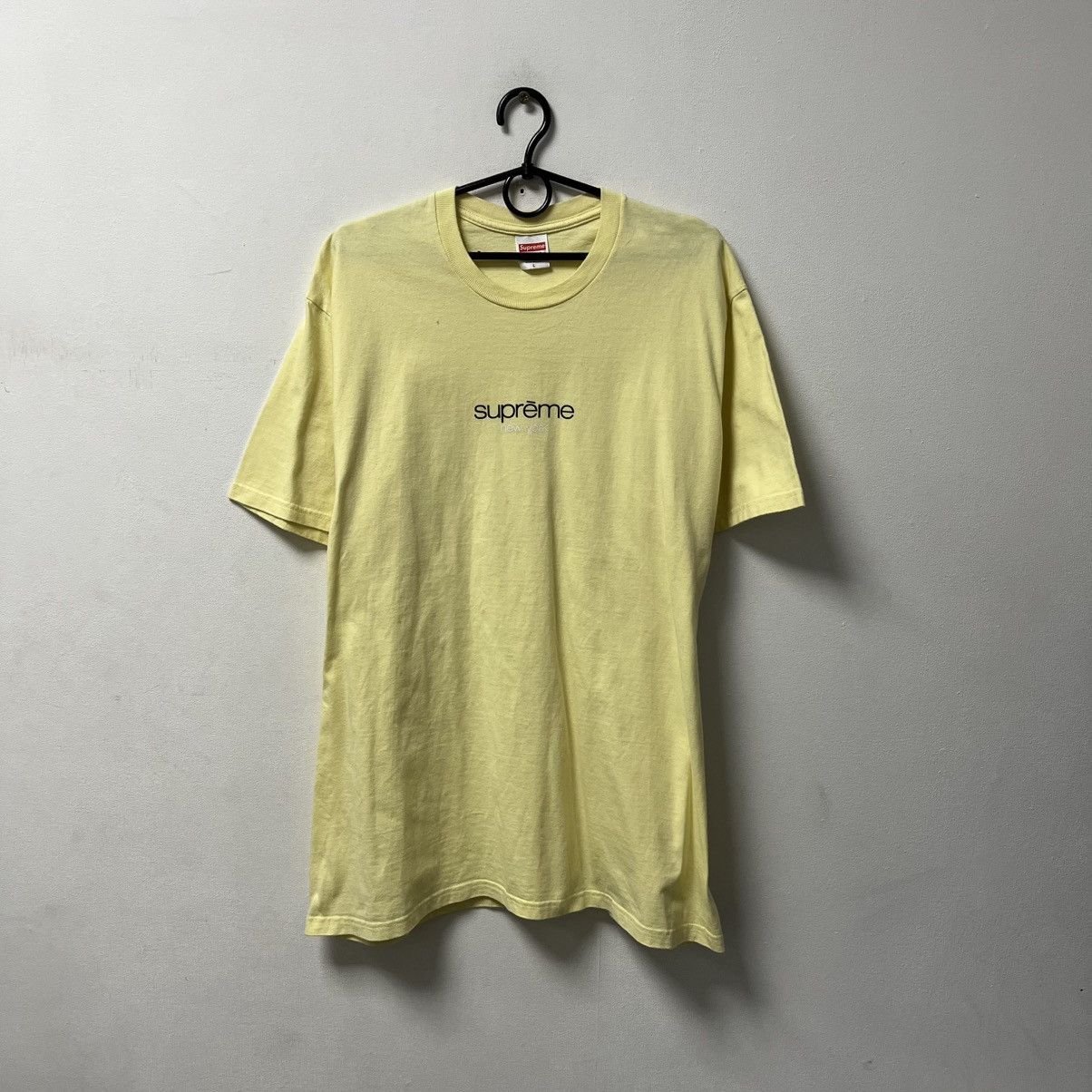 Supreme Supreme T-Shirt Big Logo Size L Size US L / EU 52-54 / 3 - 1 Thumbnail