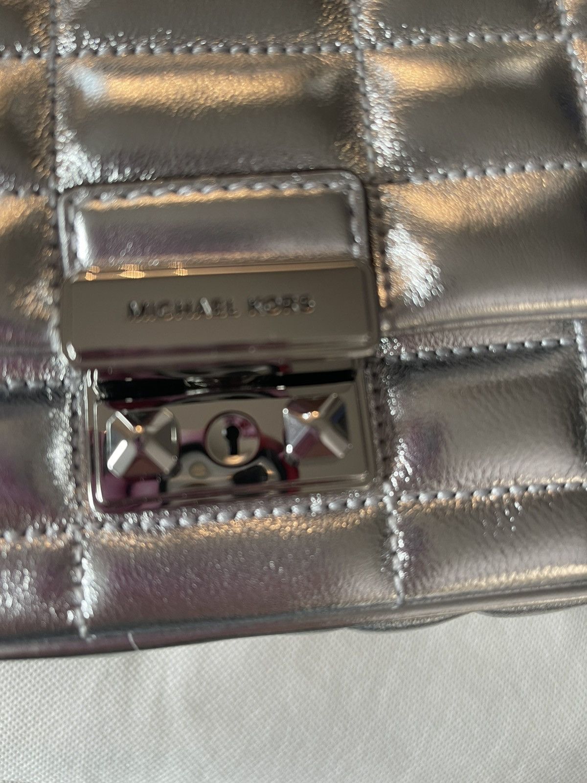 Michael Kors Michael Kors Tribeca Shoulder Bag-Silver Size ONE SIZE - 7 Thumbnail
