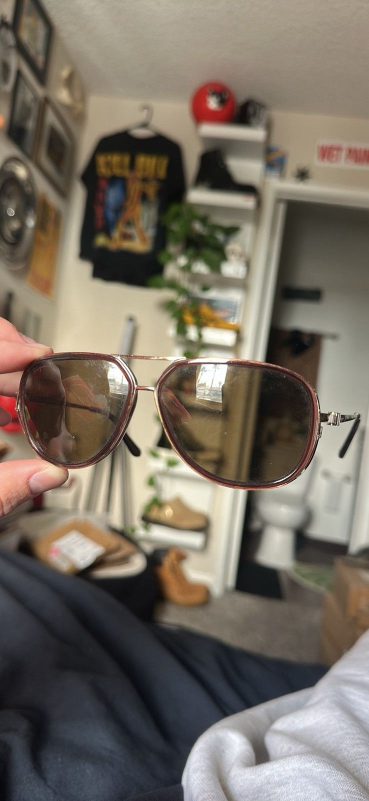 Ferragamo aviator sunglasses