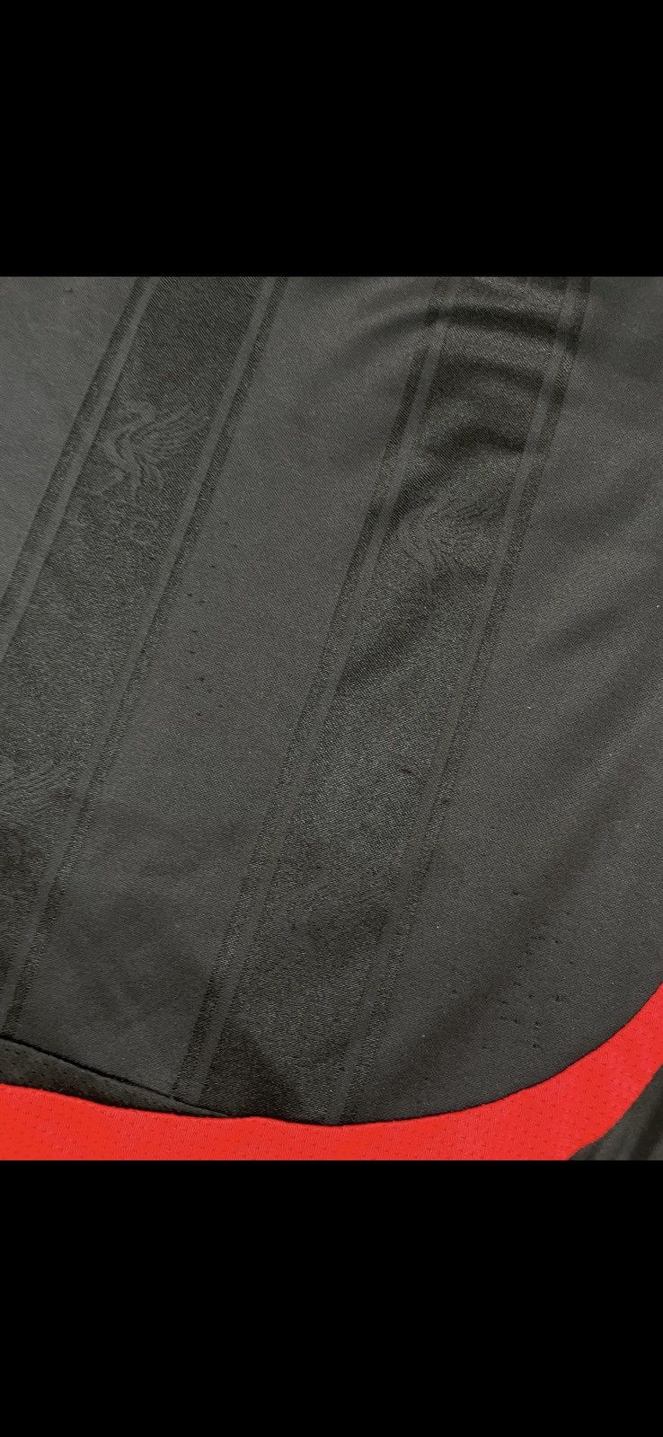 Adidas Vintage adidas Liverpool black rare jersey size XL Size US XL / EU 56 / 4 - 7 Thumbnail