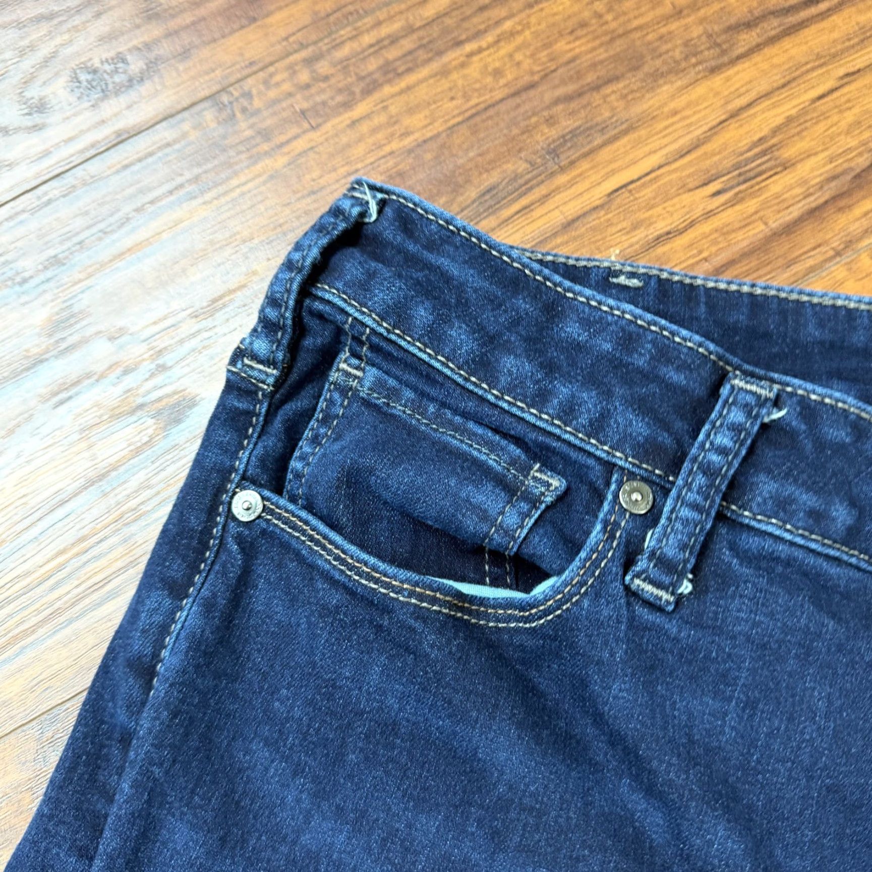Silver Jeans Co. Silver Jeans Womens 32 Boot Cut Slim Fit Mid Rise Dark Wash Denim Avery 30x36 Jeans Size 30" / US 8 / IT 44 - 3 Thumbnail
