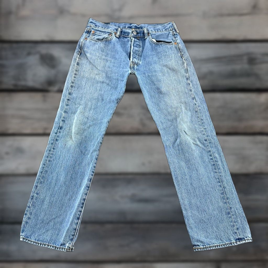 Levi's VINTAGE Levi's 501 Jeans Men 33x30 Blue Distressed Regular Fit Straight Inseam 30 Jeans Mens Levi's 500 Series Straight Size US 33 - 1 Thumbnail