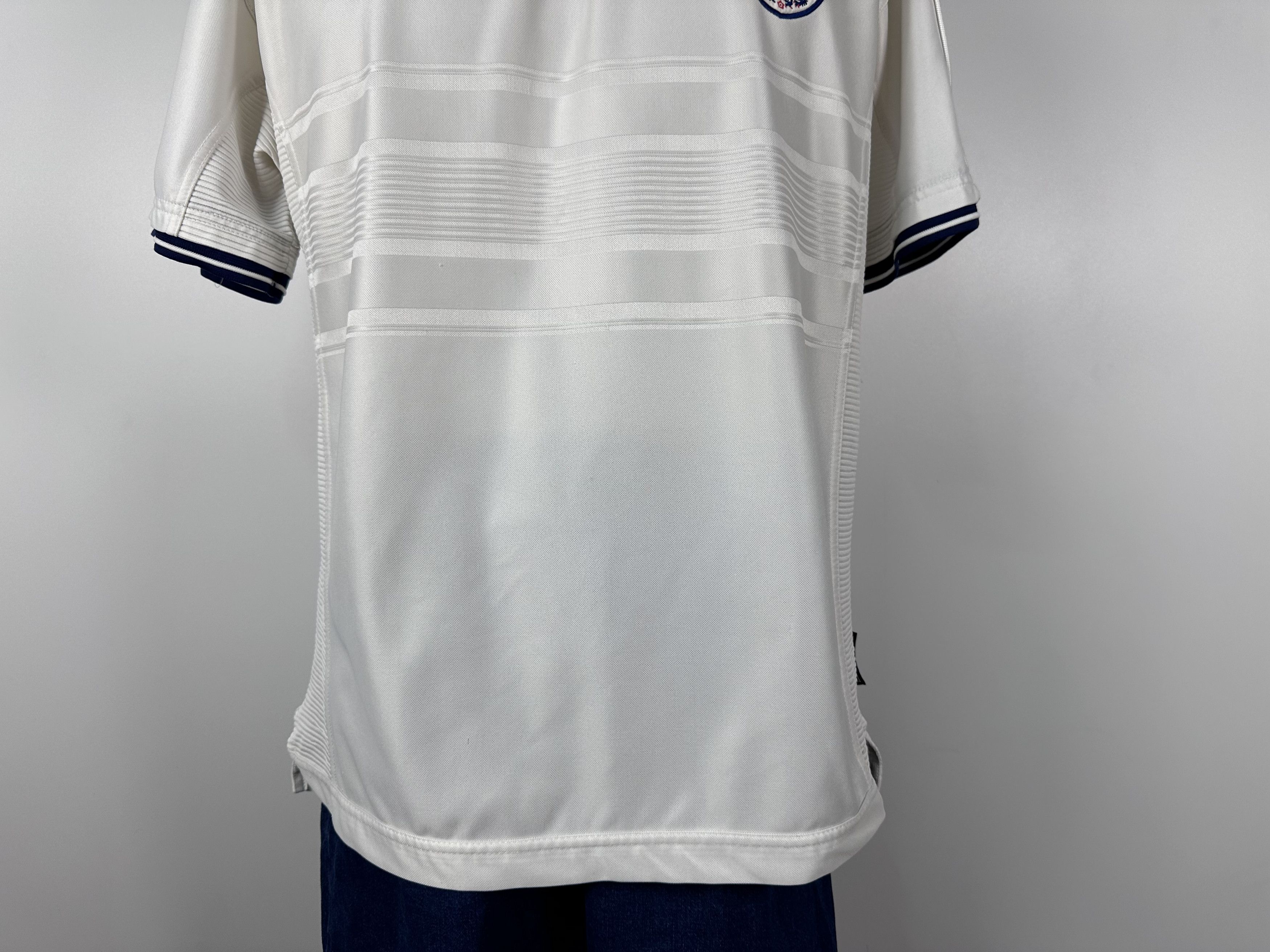 Umbro × Vintage ENGLAND 1999 2001 HOME FOOTBAL SHIRT SOCCER JERSEY UMBRO Size US L / EU 52-54 / 3 - 5 Thumbnail