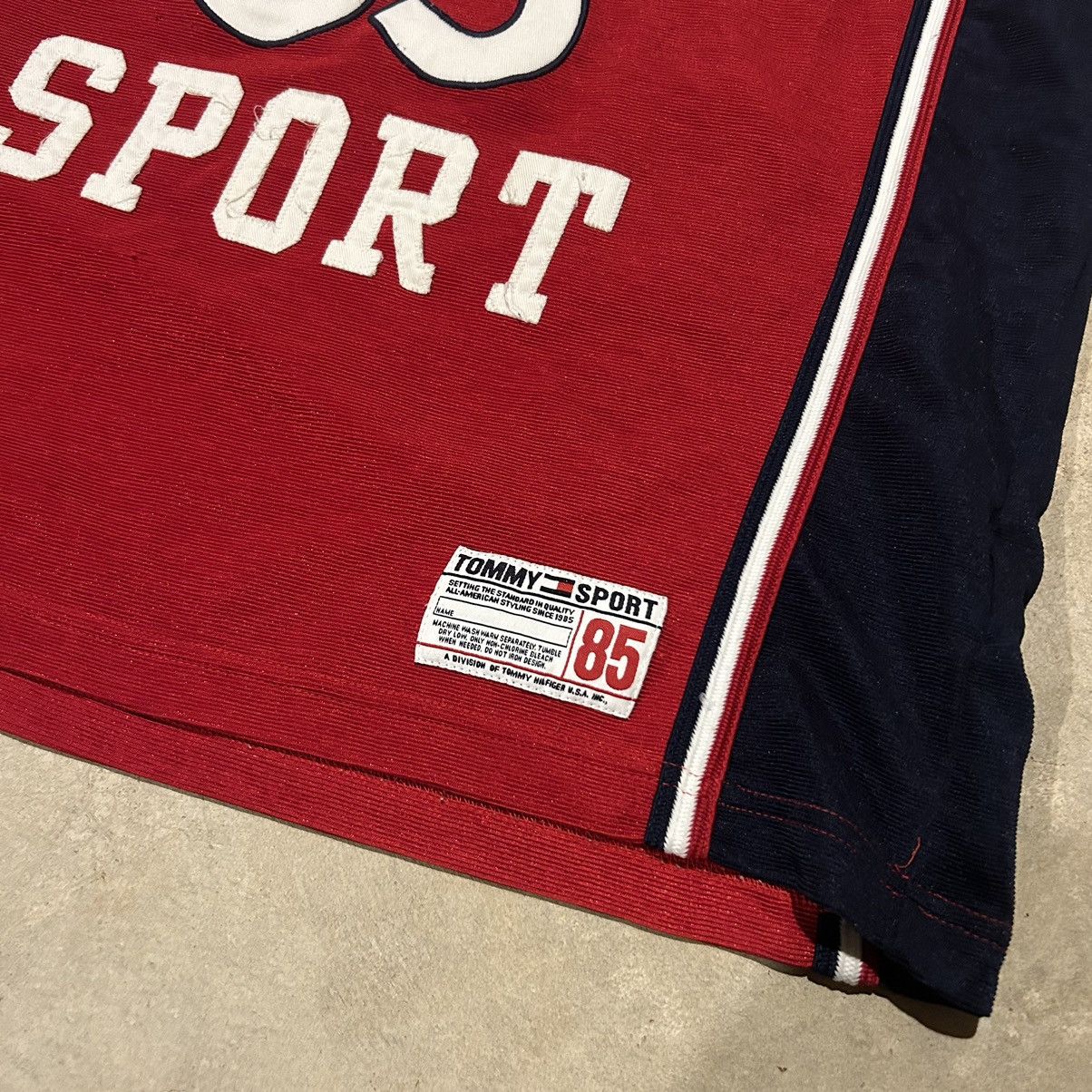 Tommy Hilfiger × Vintage Crazy Vintage 90s Tommy Jeans Sport Basketball Jersey Rare Size US M / EU 48-50 / 2 - 4 Thumbnail
