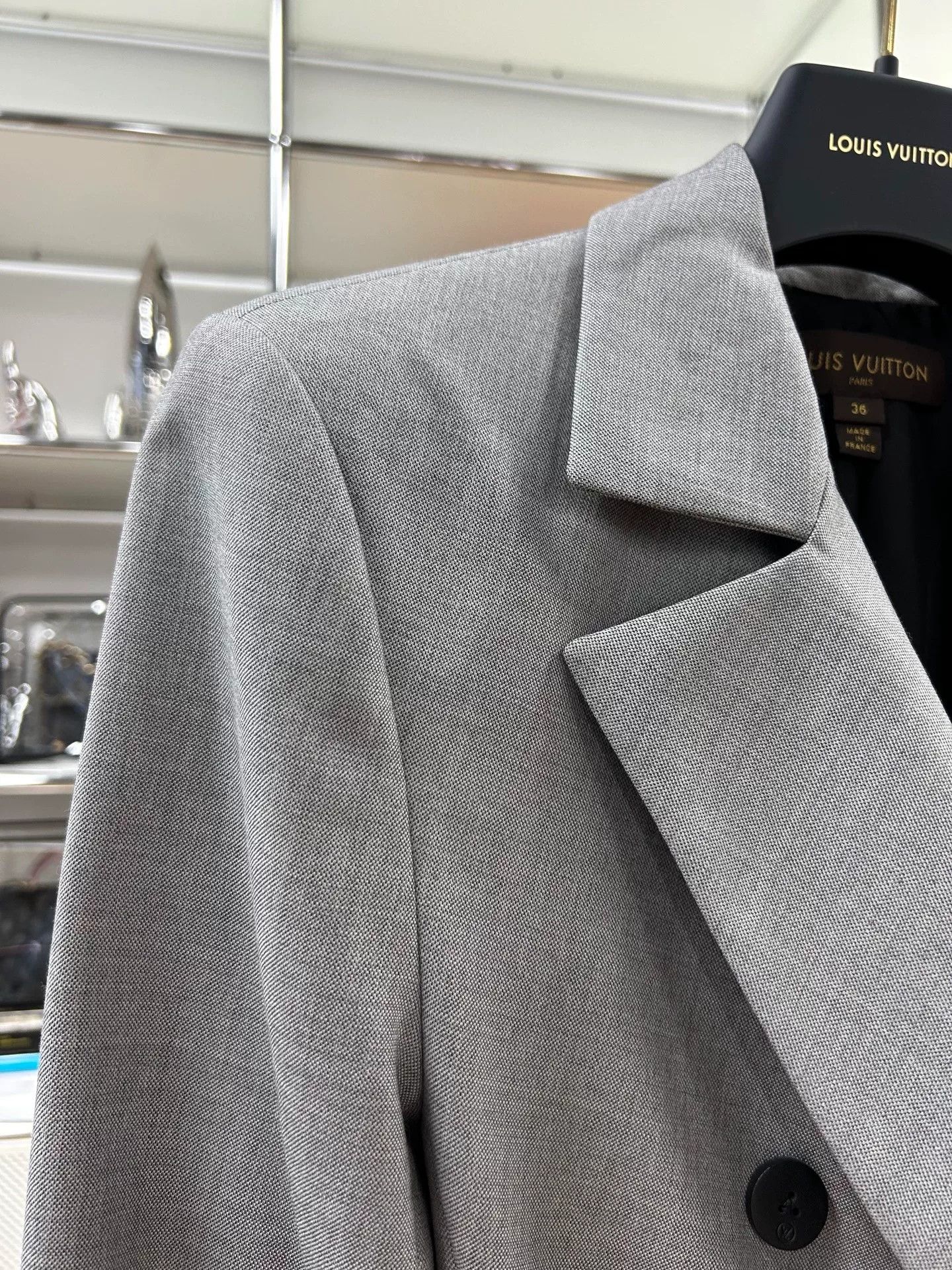 Louis Vuitton Louis Vuitton Double Breasted Wool Blazer Size XS / US 0-2 / IT 36-38 - 3 Thumbnail
