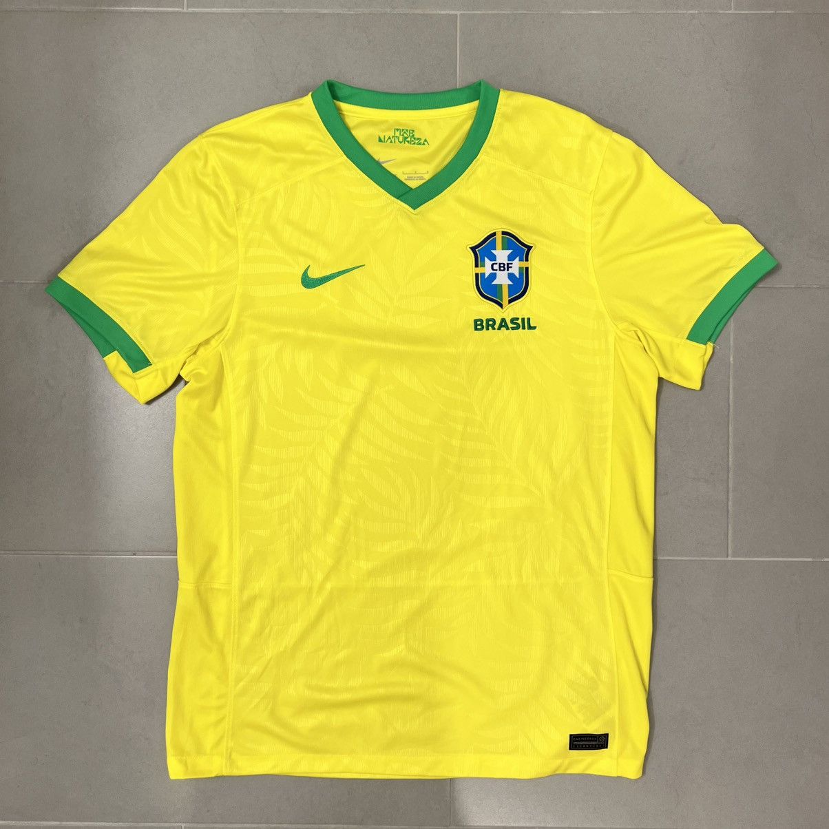 Nike Authentic Nike 2023/24 Home Jersey Green Yellow Mae Natureza Size US L / EU 52-54 / 3 - 1 Thumbnail