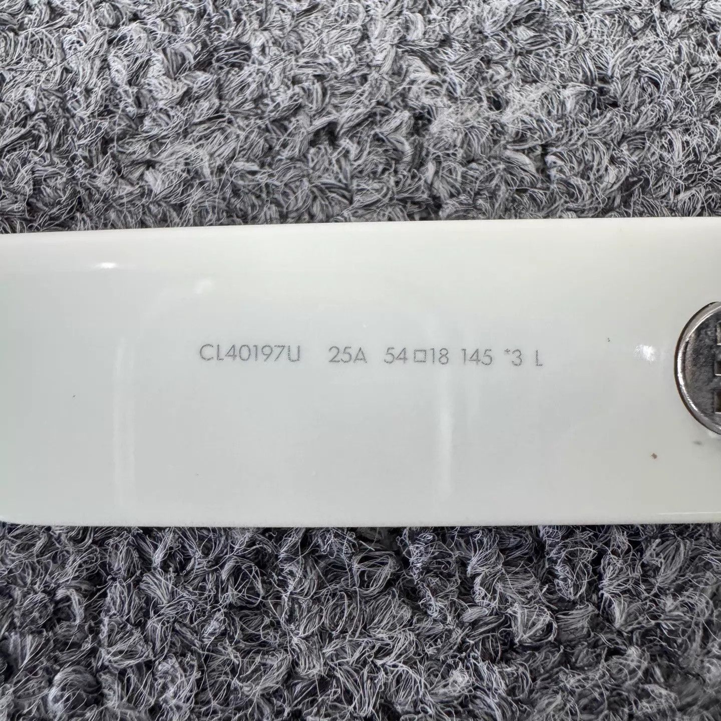 Celine Celine cat-eye rectangle white sunnies 99 new box Size ONE SIZE - 5 Thumbnail