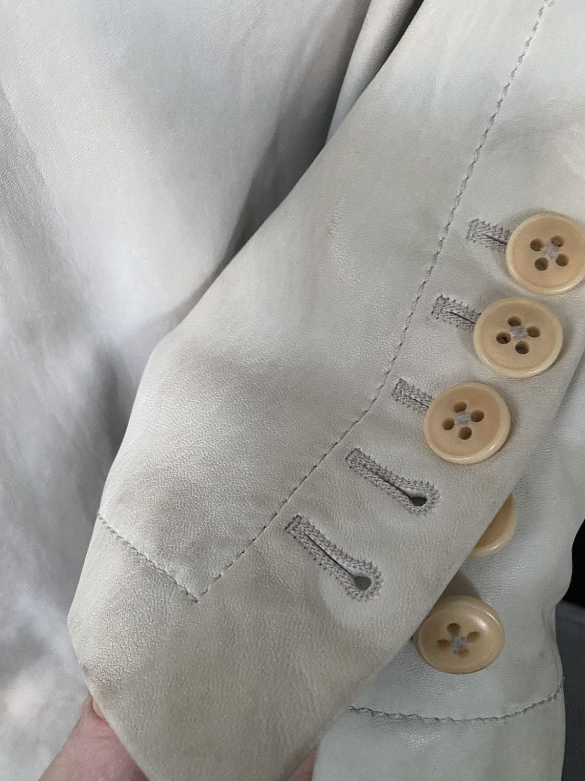 Ann Demeulemeester Ann Demeulemeester White Leather Overcoat Size US L / EU 52-54 / 3 - 4 Thumbnail