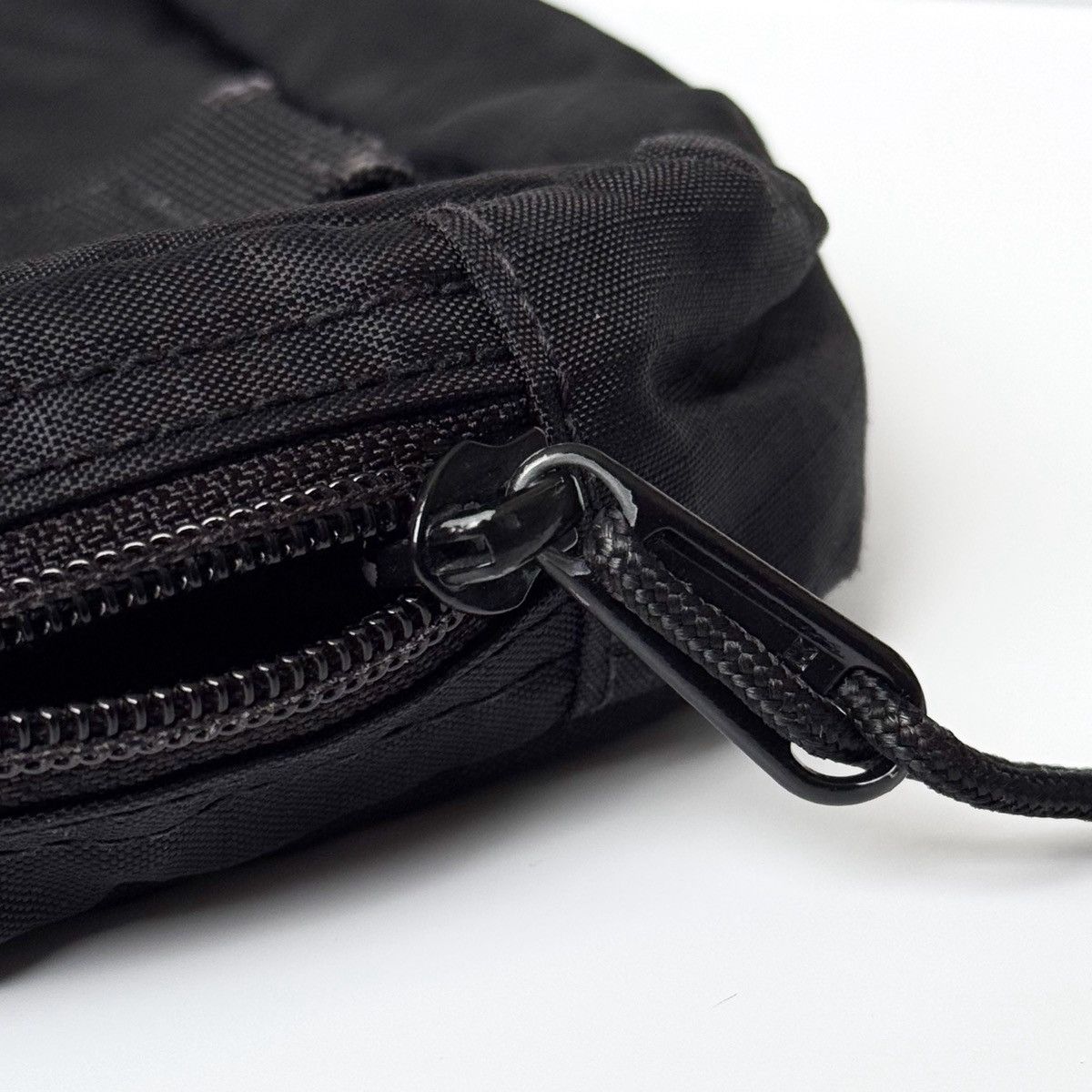 Supreme Shoulder Bag (FW18)