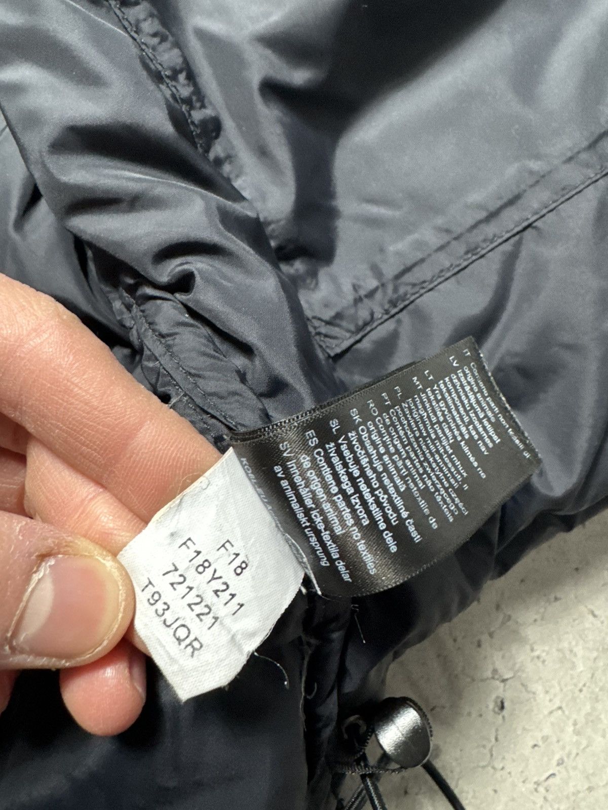 The North Face The North Face 700 Nuptse Black Down Pufffer Jacket Size L / US 10 / IT 46 - 10 Thumbnail
