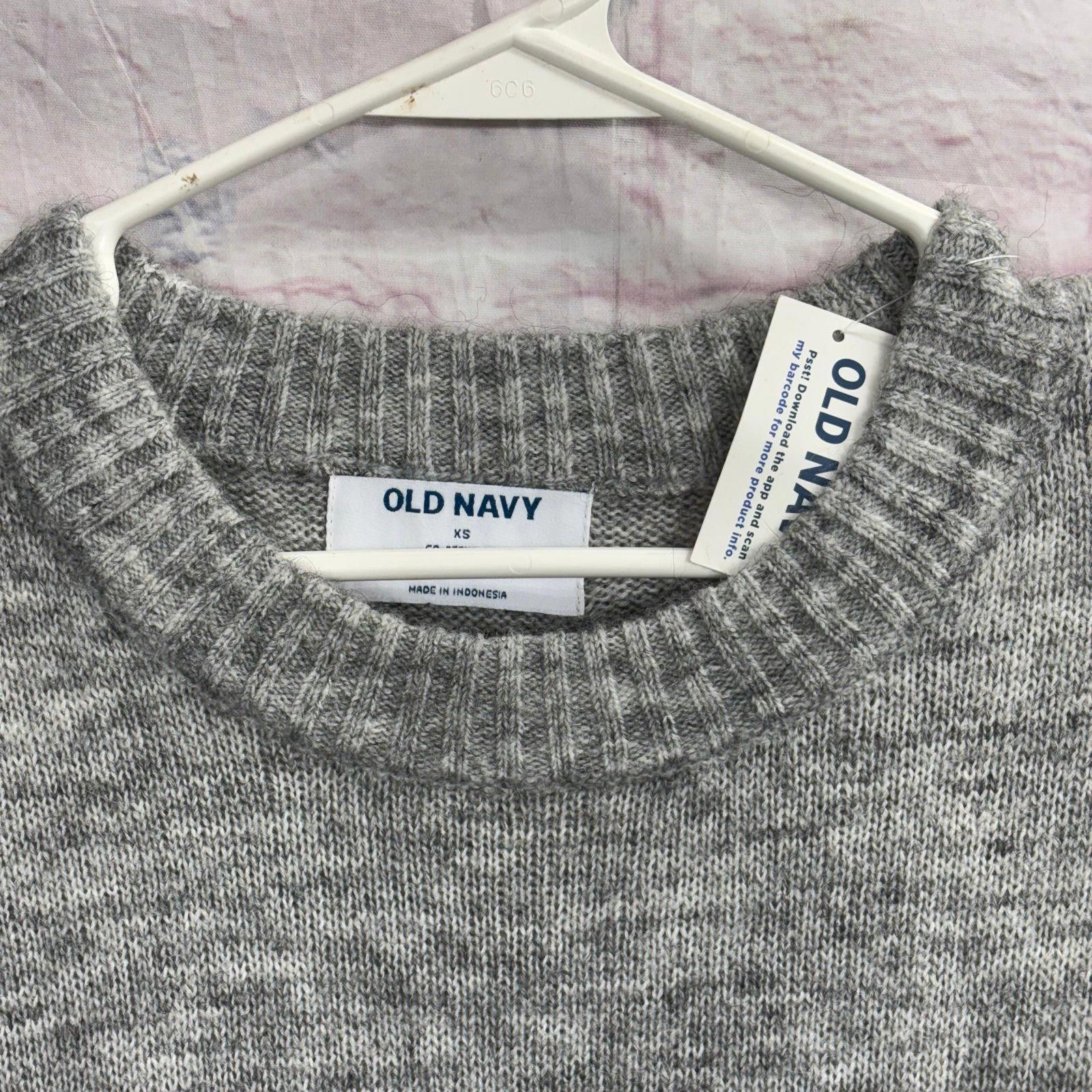 Old Navy Old Navy Gray Knit Sweater XS NWT Size XS / US 0-2 / IT 36-38 - 3 Thumbnail