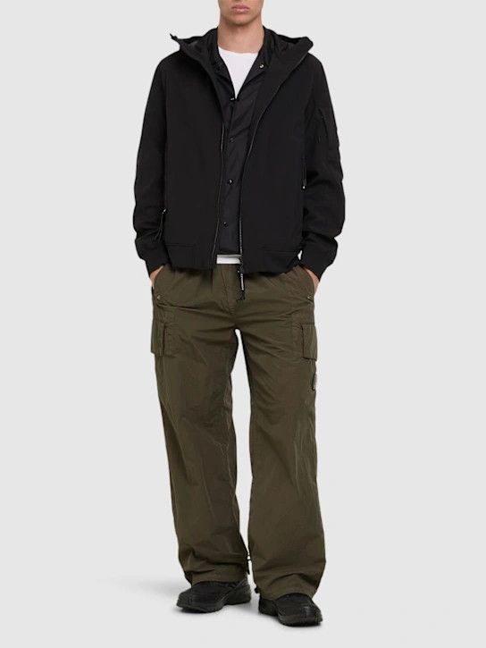 C.P. Company o1lsvrm0425 Shell-R Hooded Jacket in Black Size US S / EU 44-46 / 1 - 4 Thumbnail