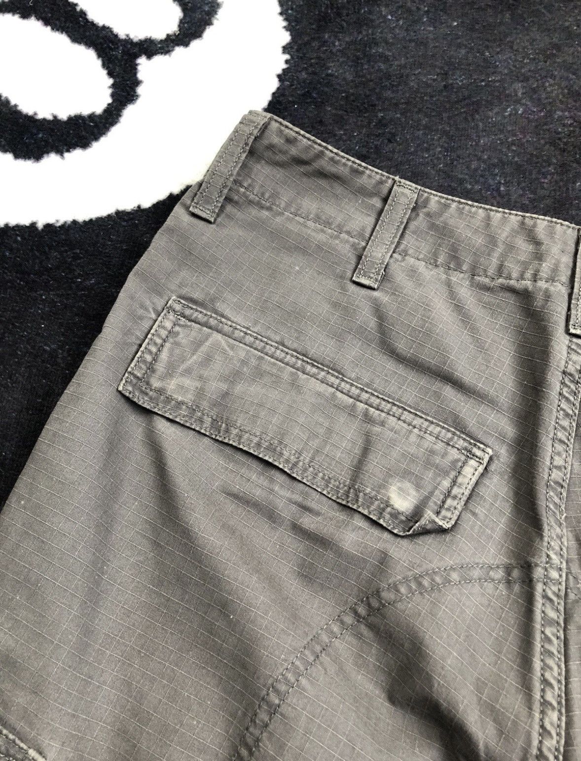 Carhartt CARHARTT Vintage Streetwear Cargo Shorts Mini Logo Hype Size US 29 - 12 Thumbnail