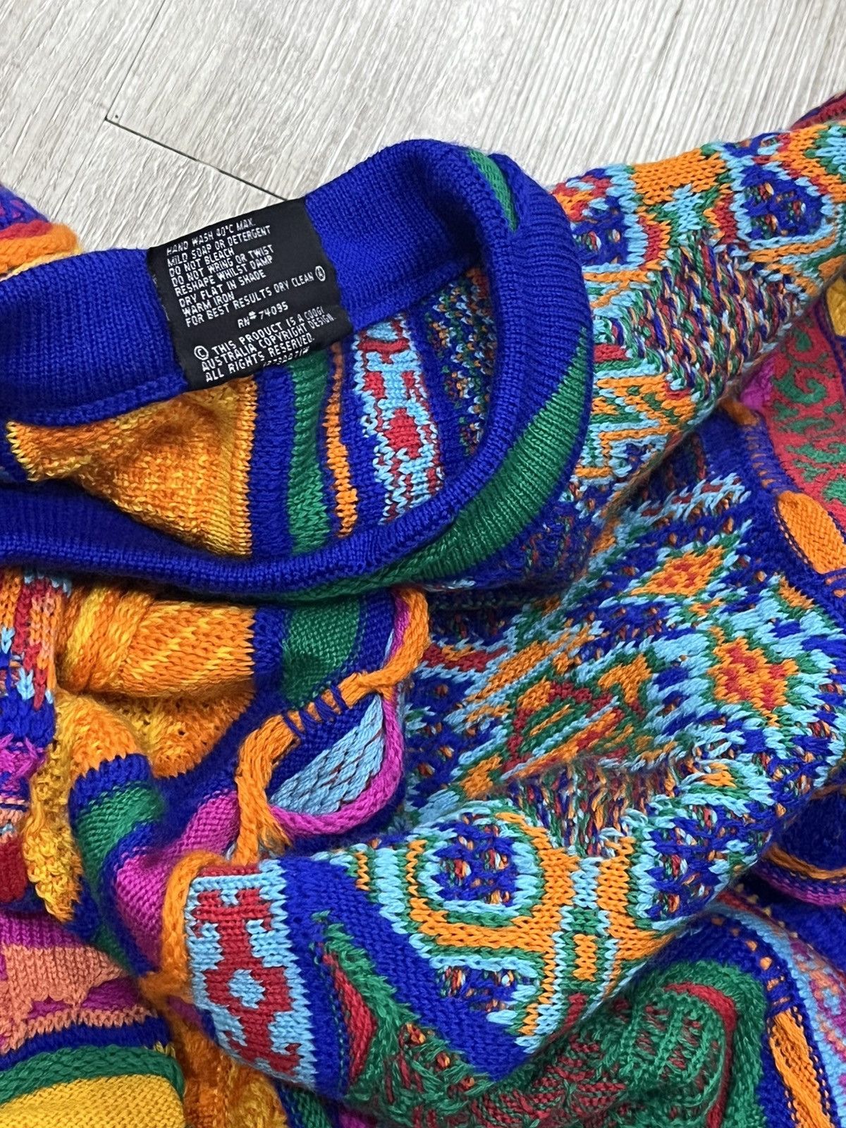 Coogi COOGI Vintage 3D Sweater Size US M / EU 48-50 / 2 - 4 Thumbnail