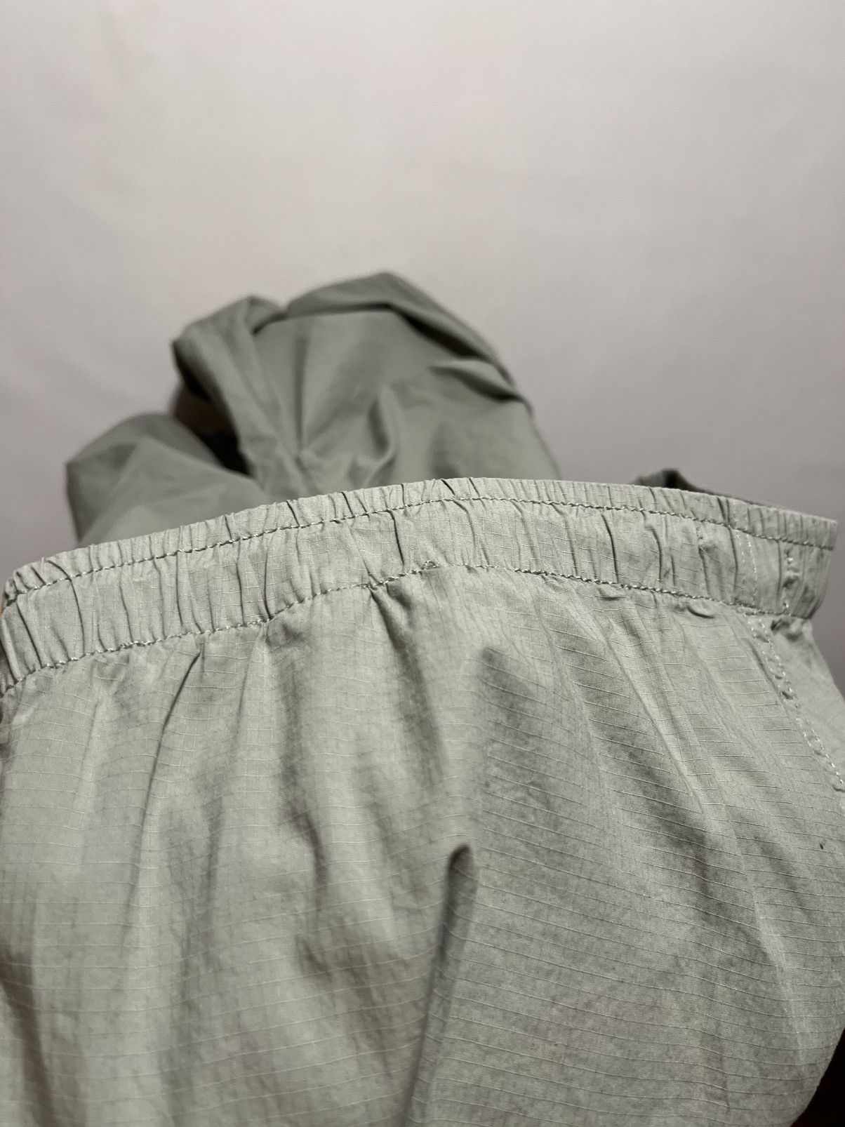 Japanese Brand Vintage Y2K nylon parachute pants streetwear Size US 34 / EU 50 - 8 Thumbnail