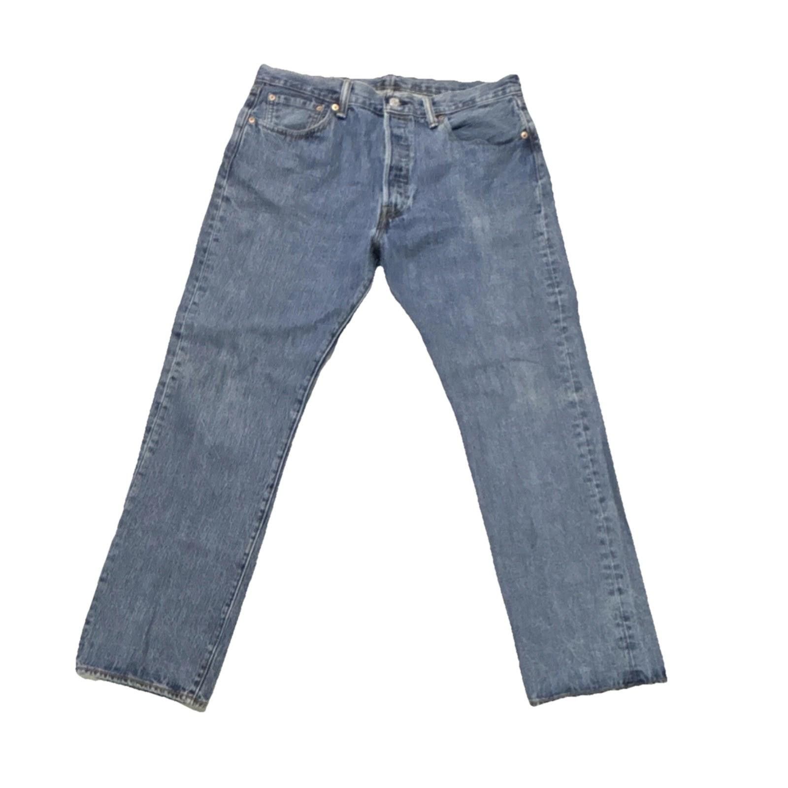Levi's Levi's Straight Jeans 34x30 Medium Wash 5 ButtonFront Size US 34 / EU 50 - 1 Thumbnail