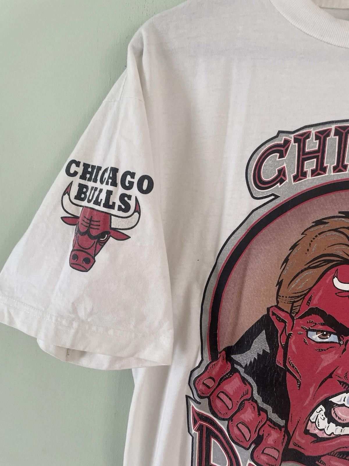 Maison Margiela Vintage Starter Chicago Bulls 90s Graphic T Shirt Medium Size US M / EU 48-50 / 2 - 3 Thumbnail