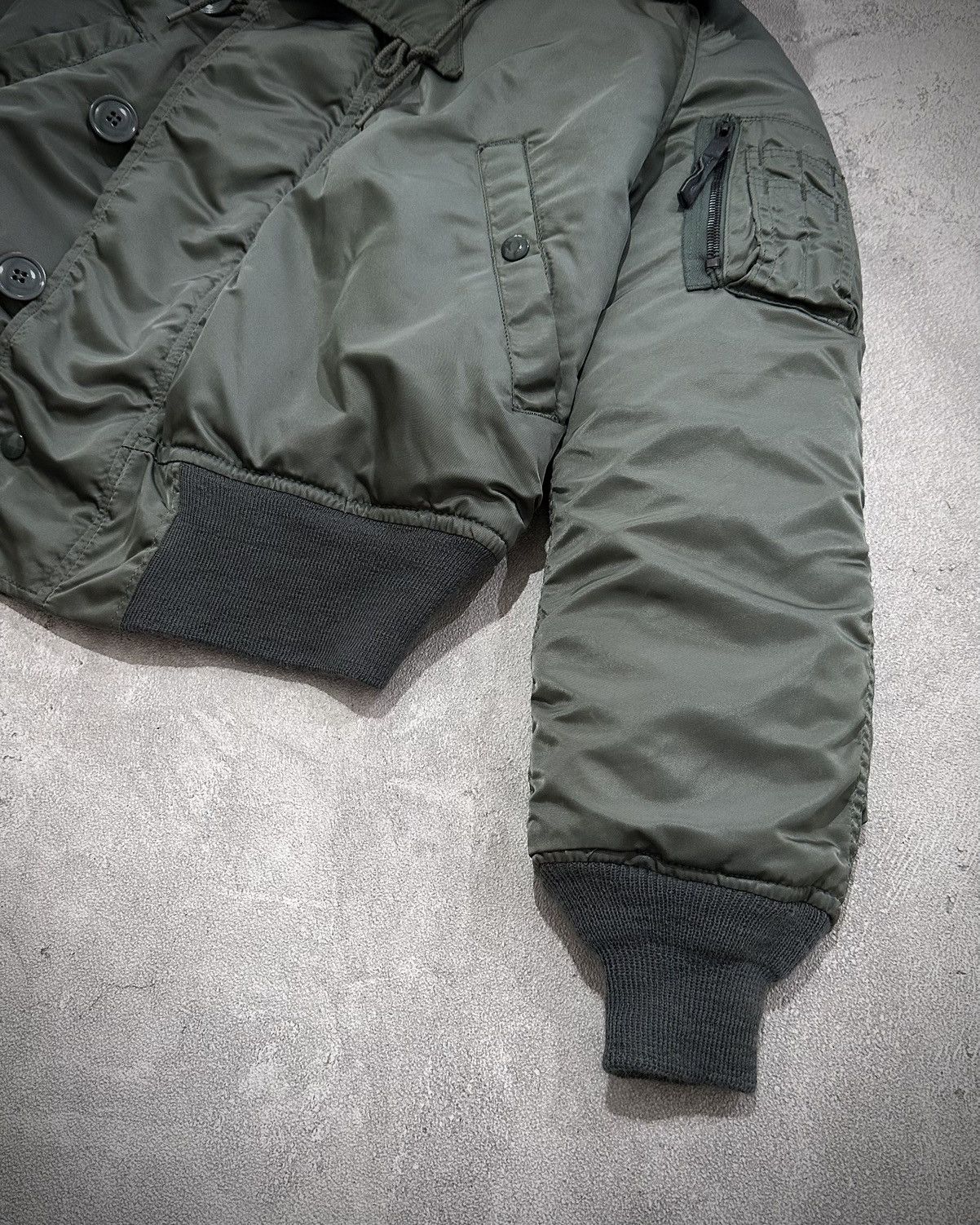 Alpha Industries Vintage Alpha Industries N2b Attached Hood Jacket Size US S / EU 44-46 / 1 - 5 Thumbnail