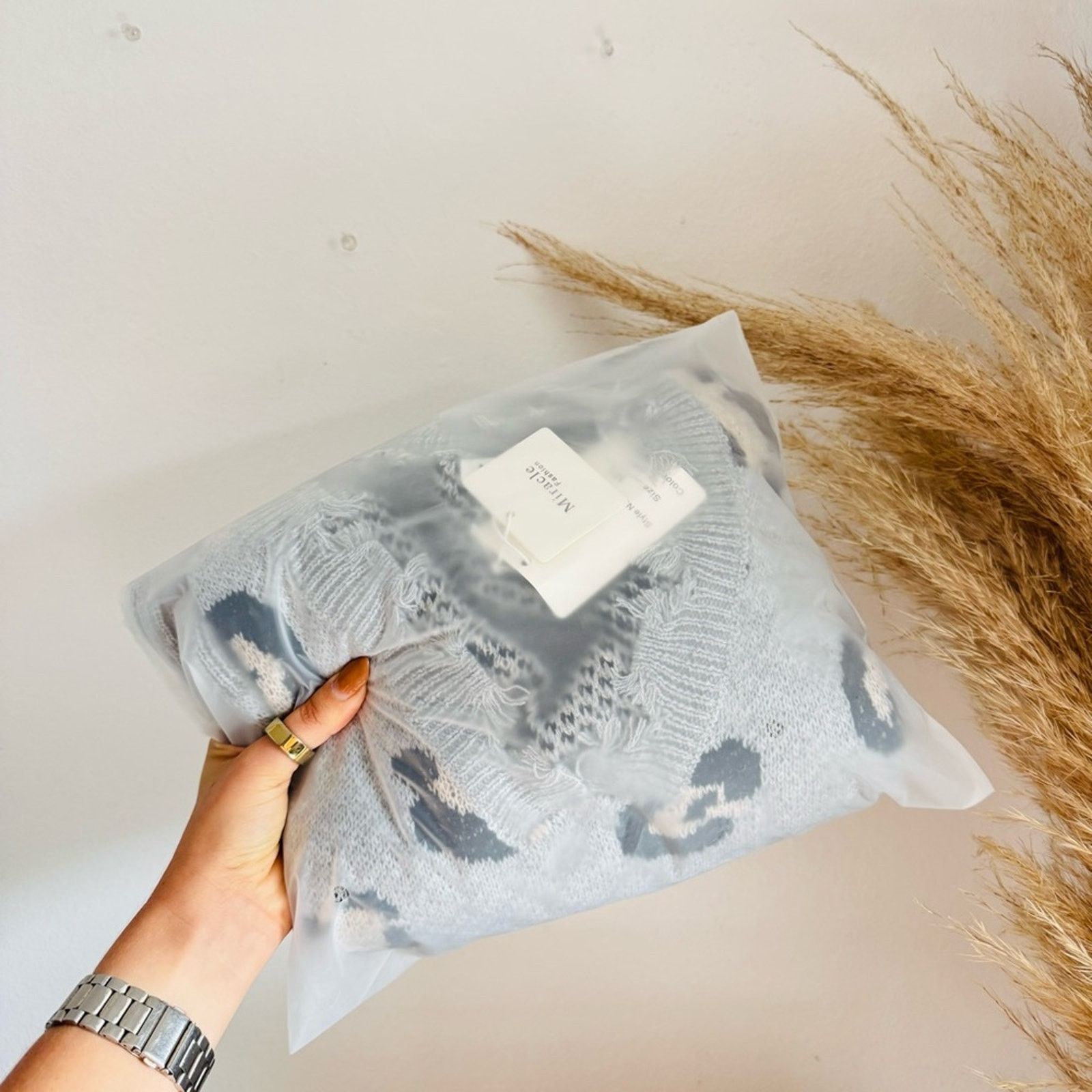 Nordstrom NEW MIRACLE Grey Distress Animal Fringe $85 Pullover Sweater Size M / US 6-8 / IT 42-44 - 15 Thumbnail