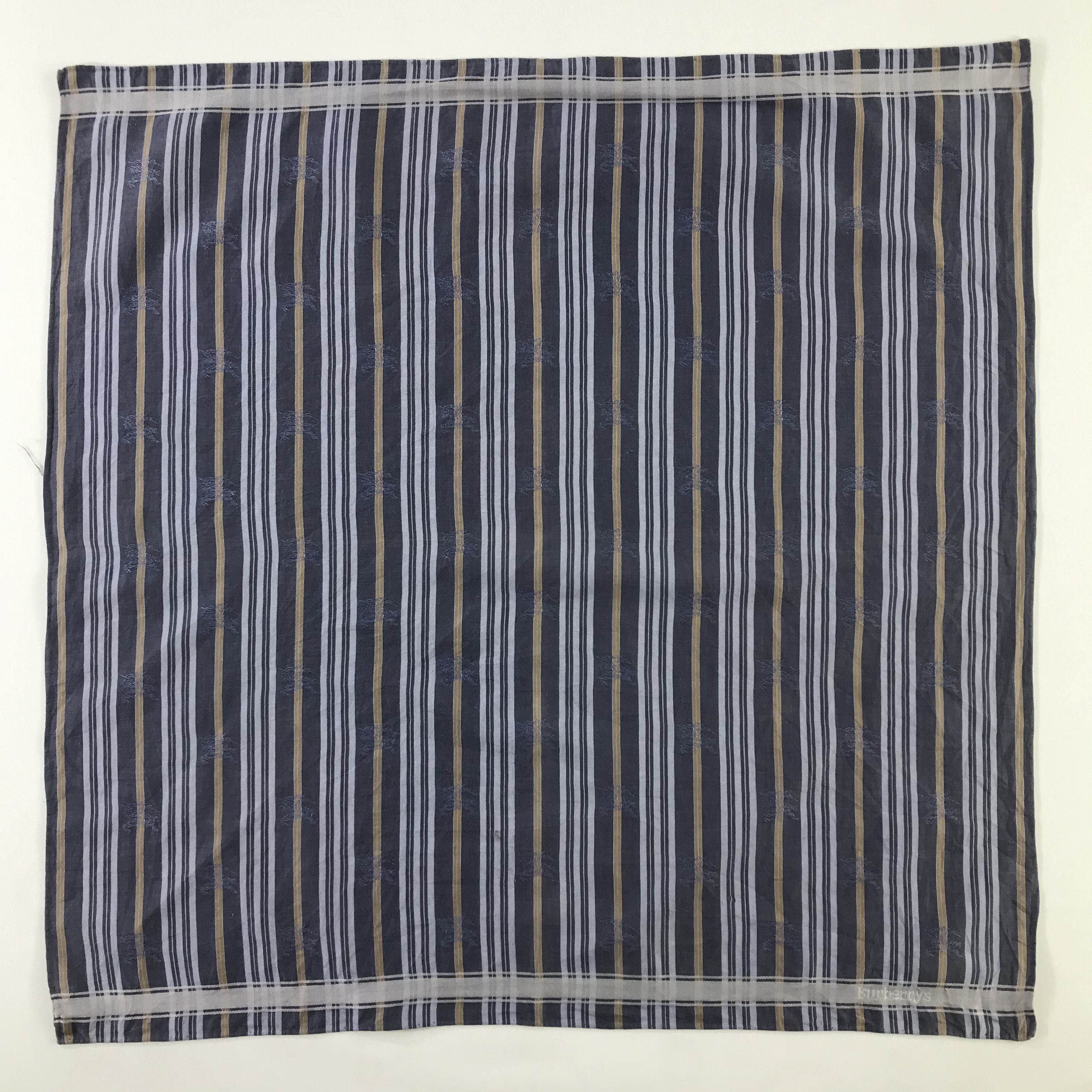 Burberry × Vintage Burberry Bandana / Handkerchief / Neckerchief - S1152 Size ONE SIZE - 1 Thumbnail