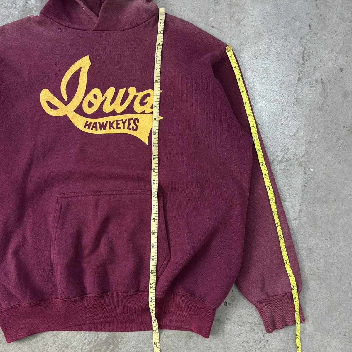 Vintage 1980s Iowa Hawkeyes Hoodie Size US L / EU 52-54 / 3 - 16 Thumbnail