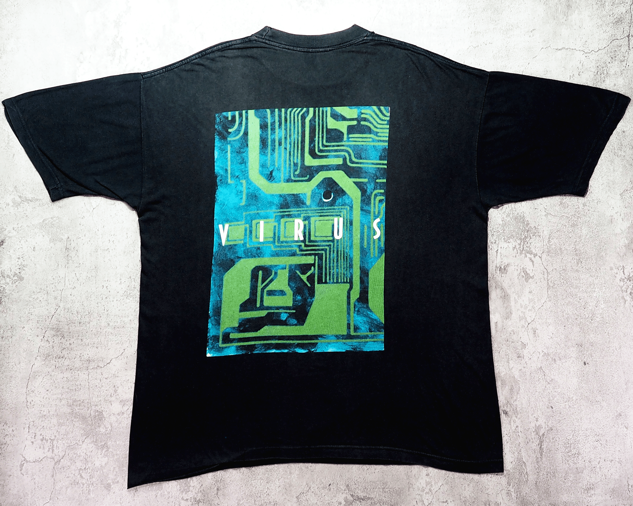 Vintage Vintage 1996 Iron Maiden Virus Shirt XL Size US XL / EU 56 / 4 - 9 Thumbnail