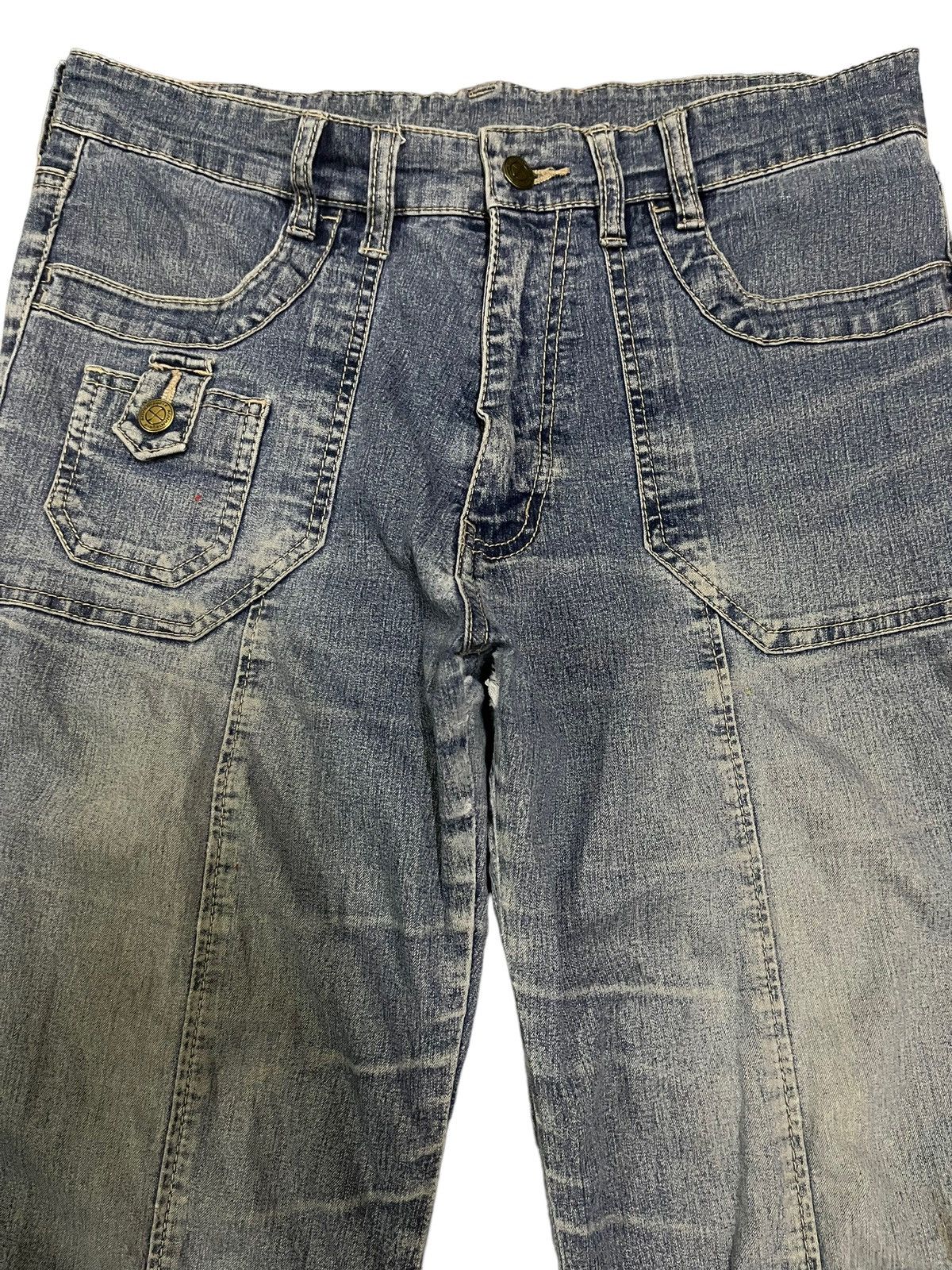 Japanese Brand Vintage Japanese Brand Blue Wash Style Flare Jeans Size US 32 / EU 48 - 3 Thumbnail