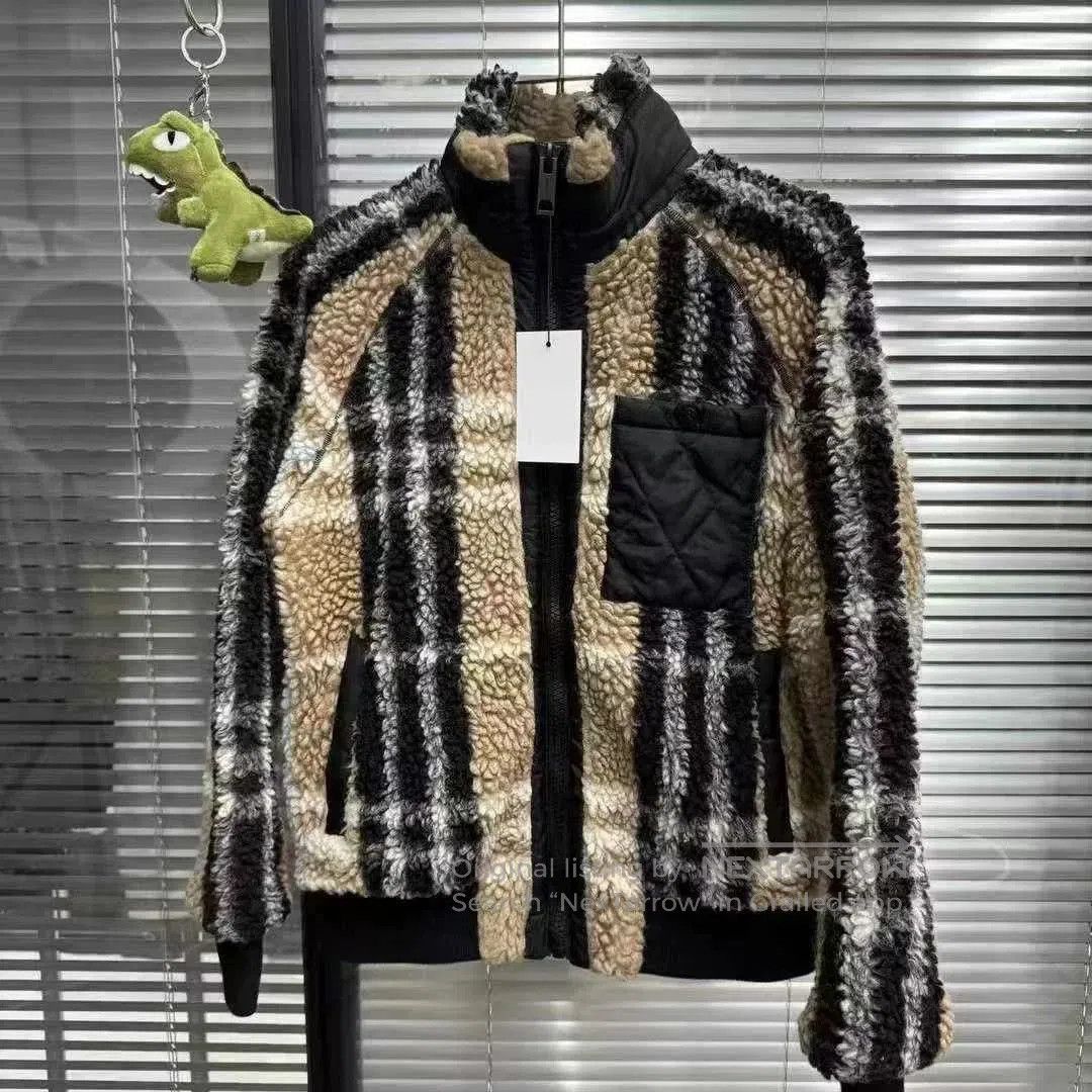 Burberry Burberry Teddy Puffer Jacket UK4. Size XXS / US 00 / IT 34 - 1 Thumbnail