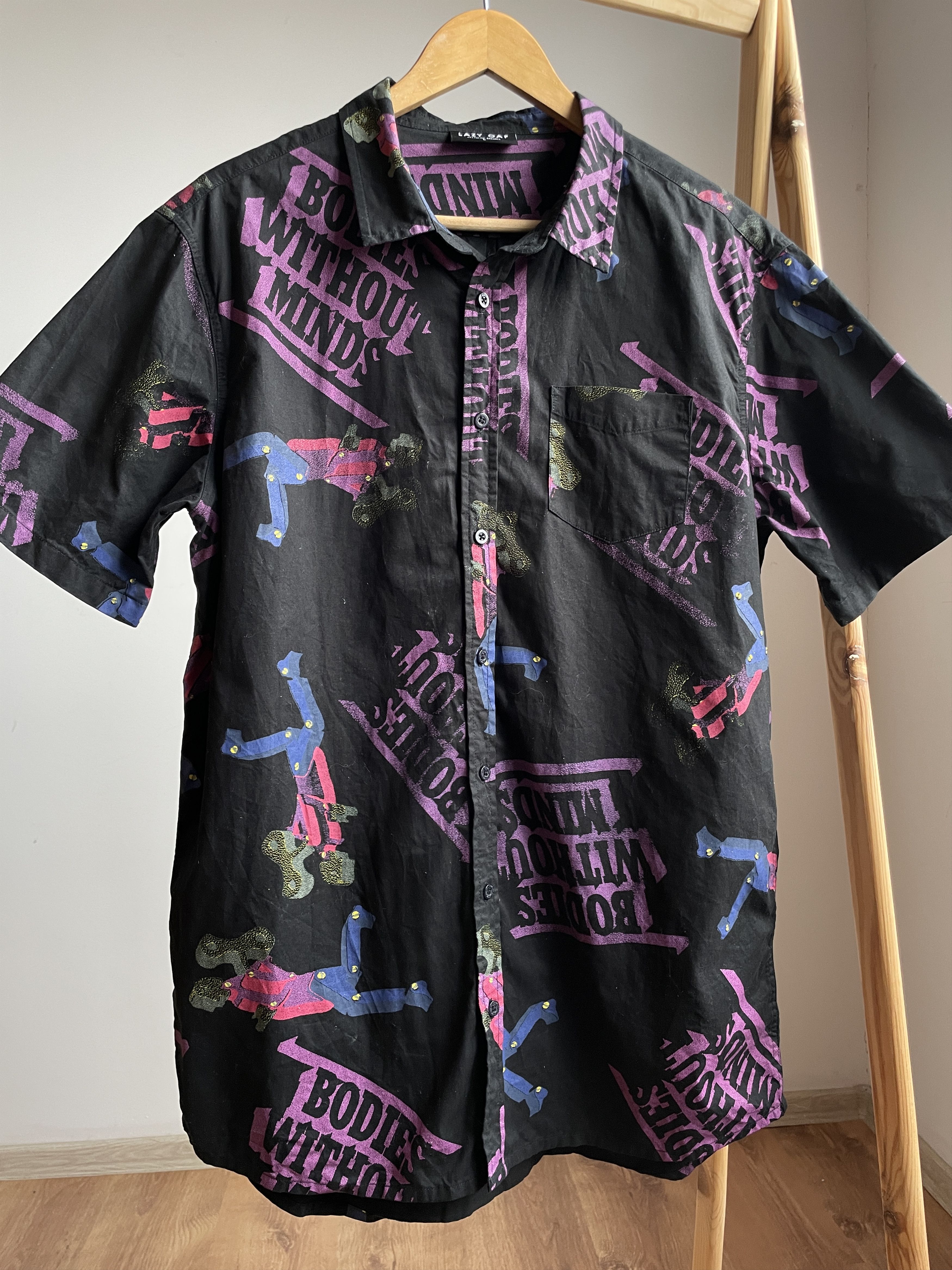 Lazy Oaf Lazy Oaf Bodies Without Minds Short Sleeve Shirt Size L Size US L / EU 52-54 / 3 - 3 Thumbnail