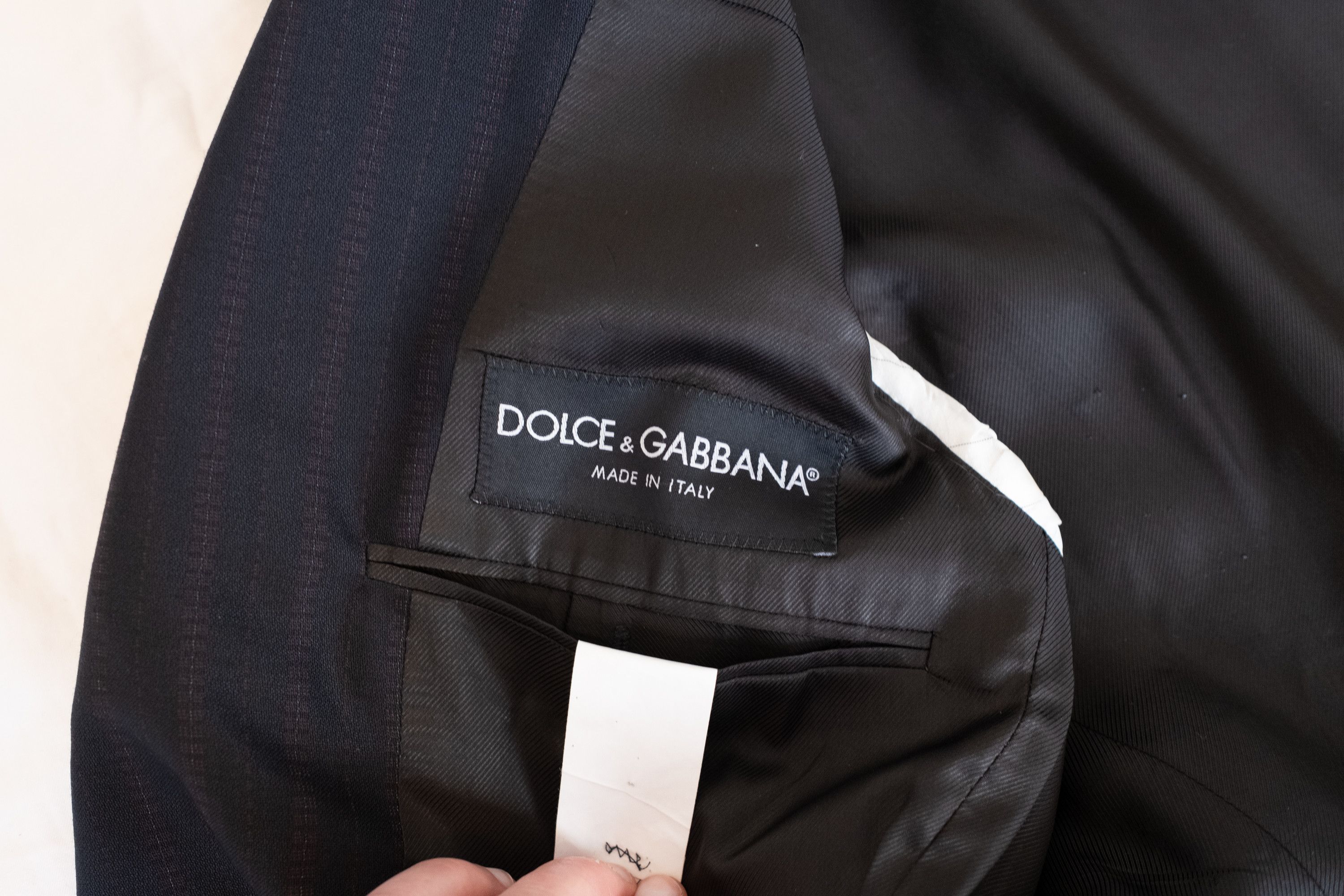 Dolce & Gabbana 38/40 R Dolce & Gabbana Suit. Dark Grey Wool Made Italy Size 38R - 6 Thumbnail