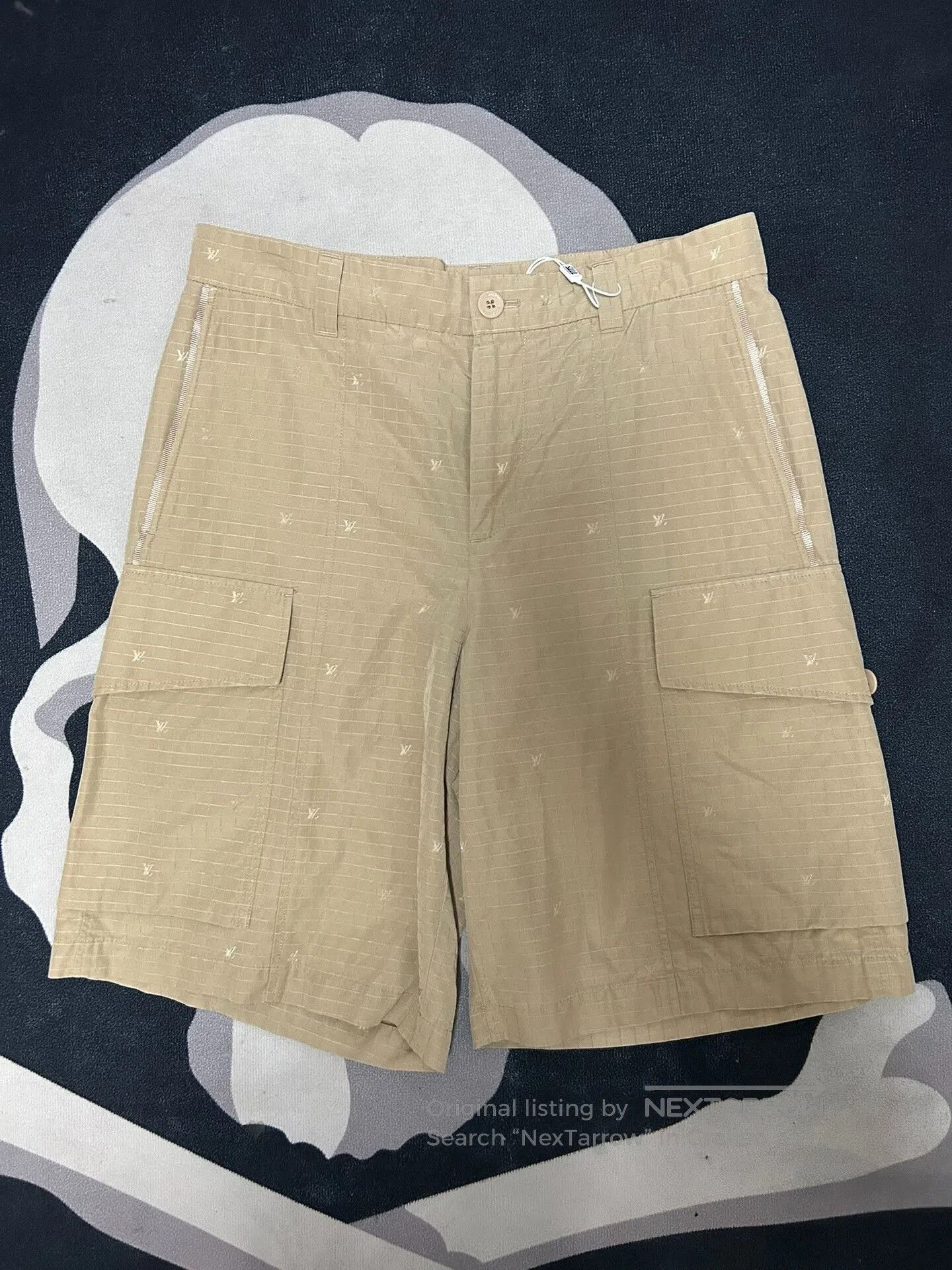 Louis Vuitton Louis Vuitton Casual Cargo Shorts. Size US 30 / EU 46 - 1 Thumbnail