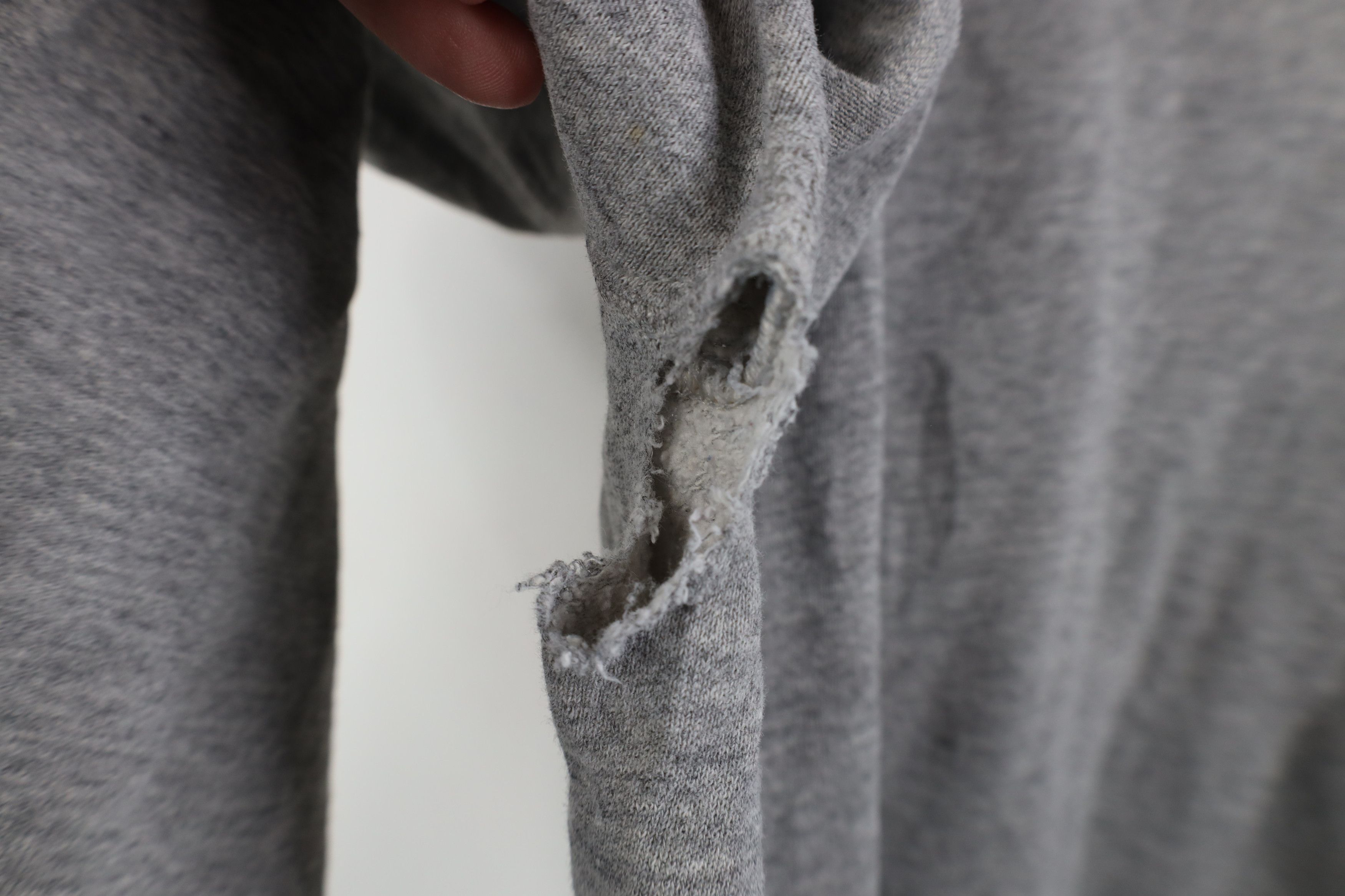 Nike Vintage 90s Nike Scott Mini Swoosh Sweatshirt Gray USA Size US L / EU 52-54 / 3 - 9 Thumbnail