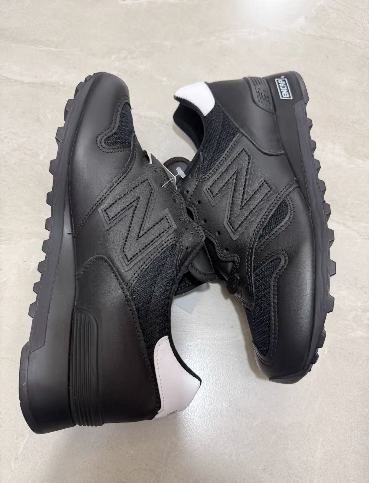 New Balance New Balance × WTAPS 1300 Comfortable Fit Running Shoes J34 Size US 8 / EU 41 - 3 Thumbnail
