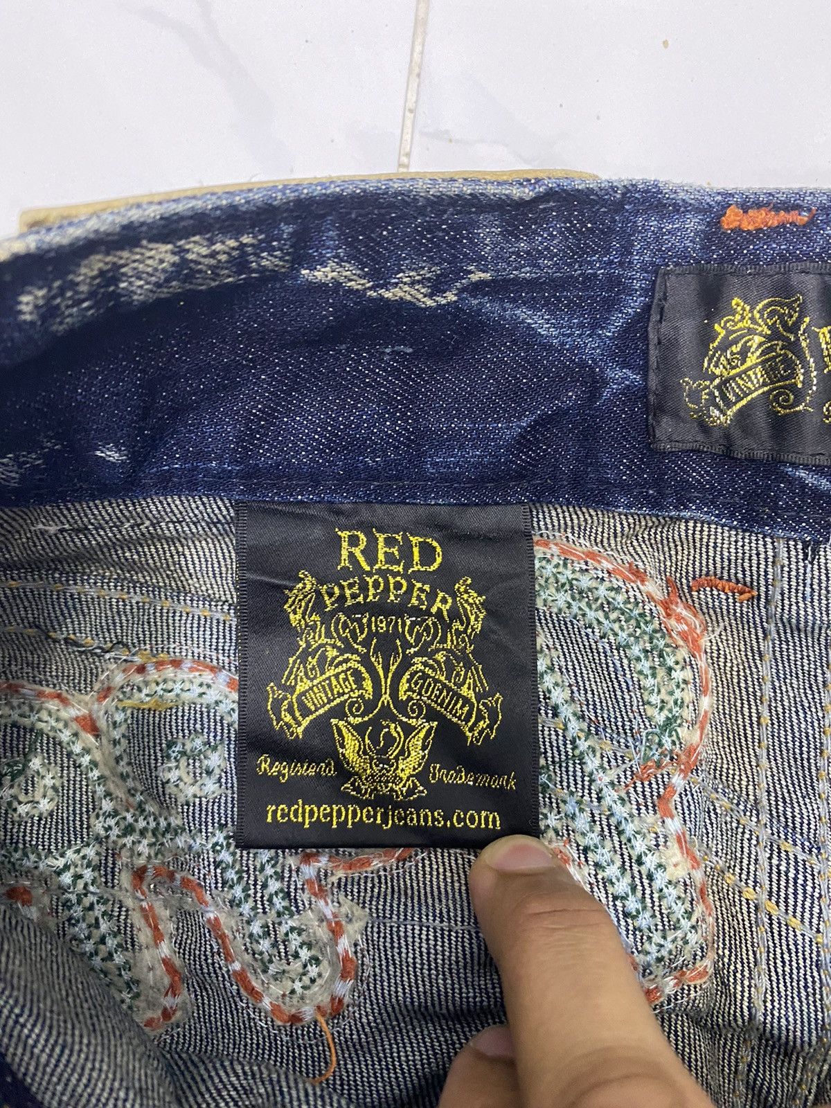 Ed Hardy × Japanese Brand FLARE RED PEPPER DISTRESS DENIM JEANS RARE DESIGN Size 27" / US 4 / IT 40 - 12 Thumbnail