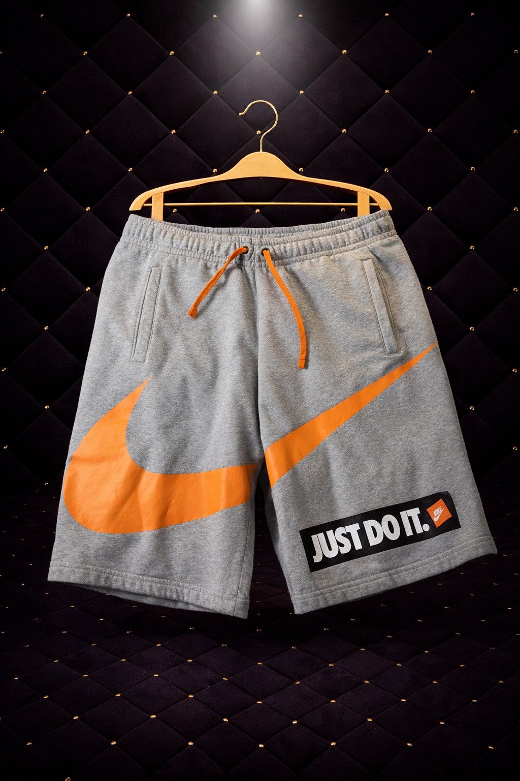 Nike NIKE JUST DO IT BIG SWOOSH LOGO FLEECE SHORTS Size US 32 / EU 48 - 1 Preview