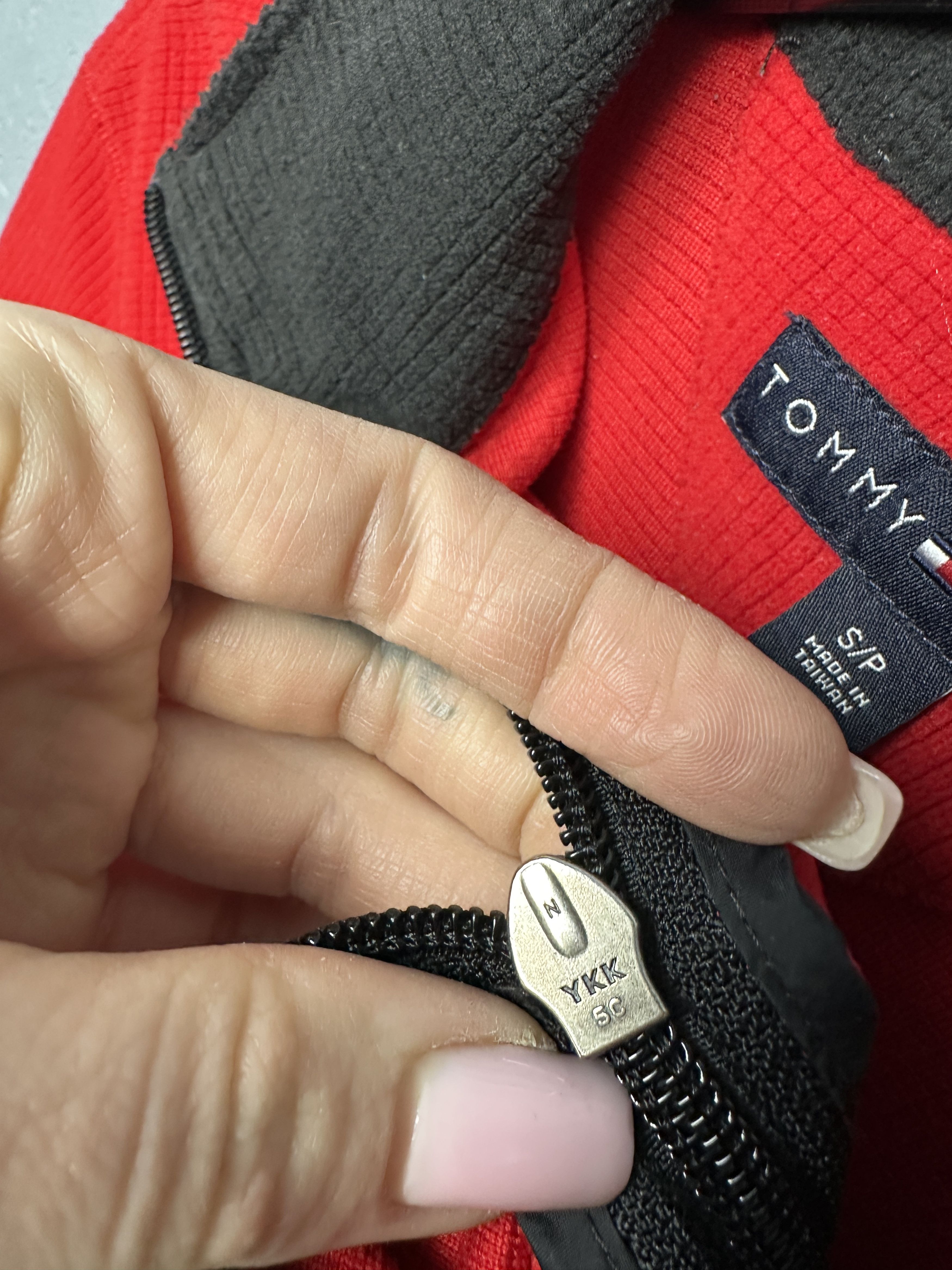 Tommy Hilfiger Tommy Hilfiger USA Ski Team 90s Vintage Fleece Jacket Size US S / EU 44-46 / 1 - 5 Thumbnail