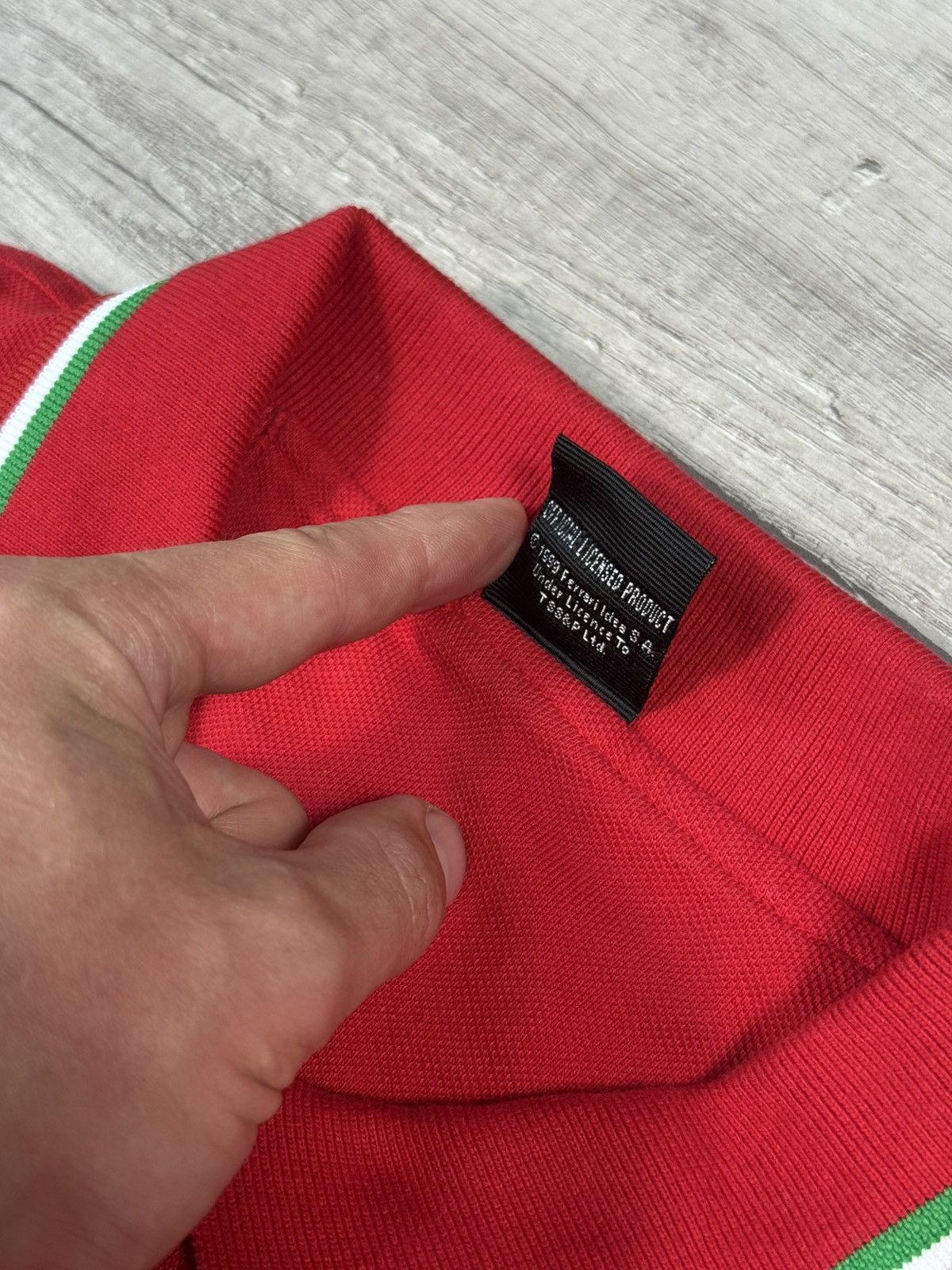 Ferrari Vintage Ferrari 1999 Formula F1 Racing Polo Jersey Size US XL / EU 56 / 4 - 5 Thumbnail