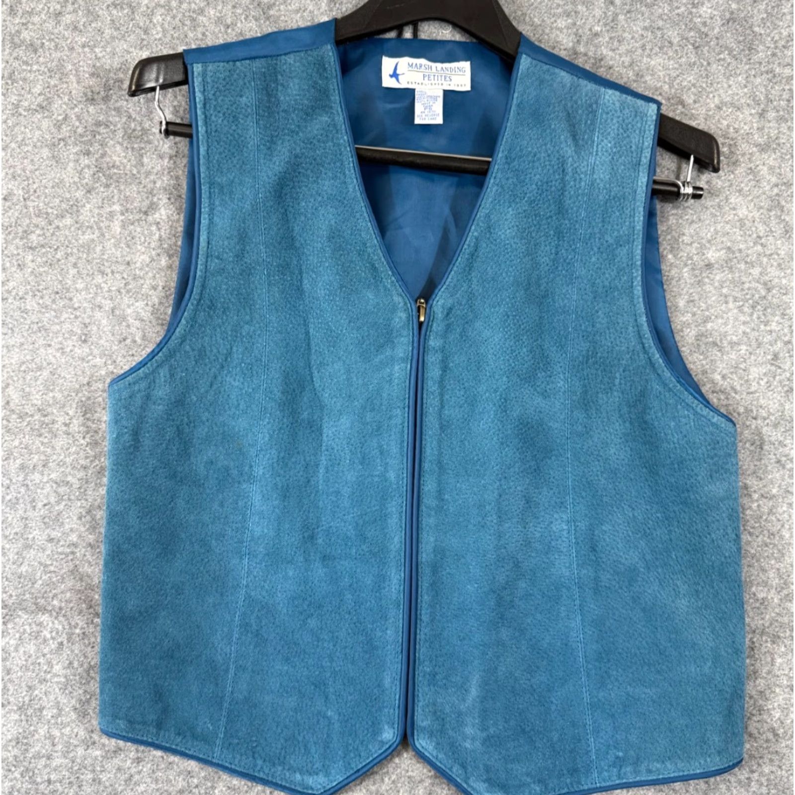 Vintage VINTAGE Marsh Landing Leather Vest Womens Petites S Blue Lined Zip Front 90s Western Casual Womens Vest Size S / US 4 / IT 40 - 2 Thumbnail